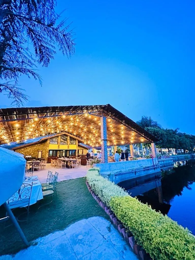 Shikarbadi Hotel - By The Lake Heritage by HRH Group of Hotels