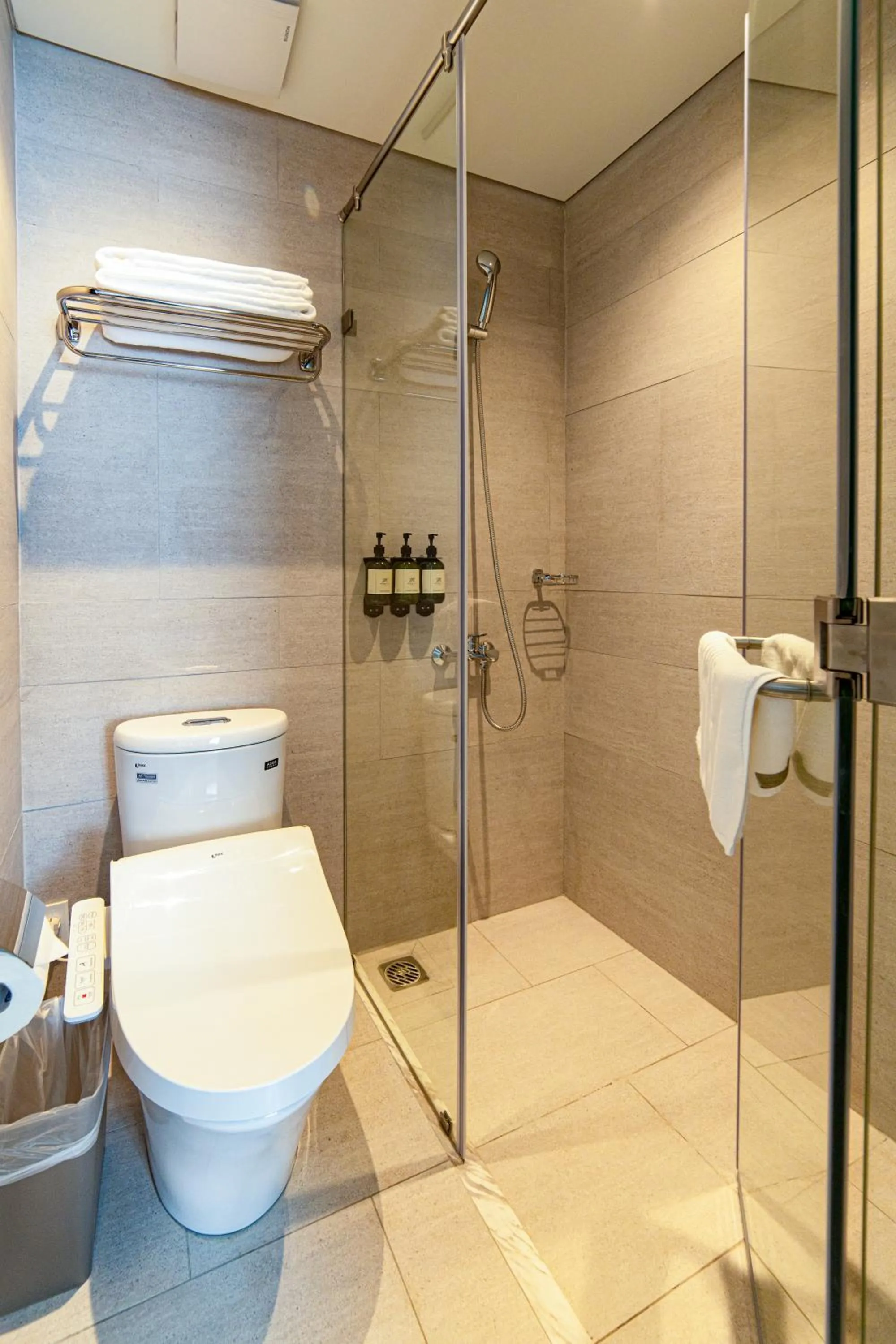 Shower in MEANDER Saigon