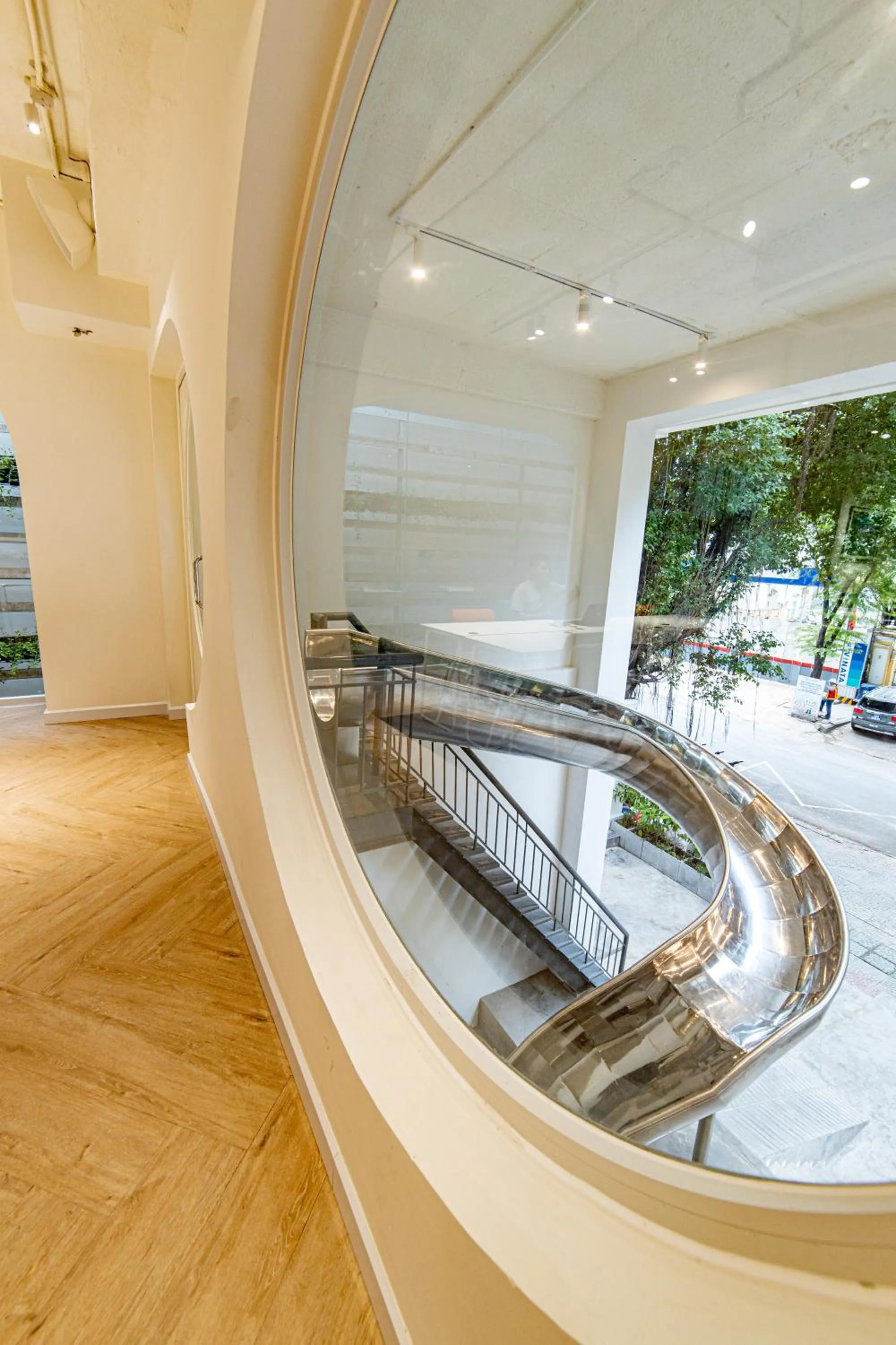 Property building in MEANDER Saigon