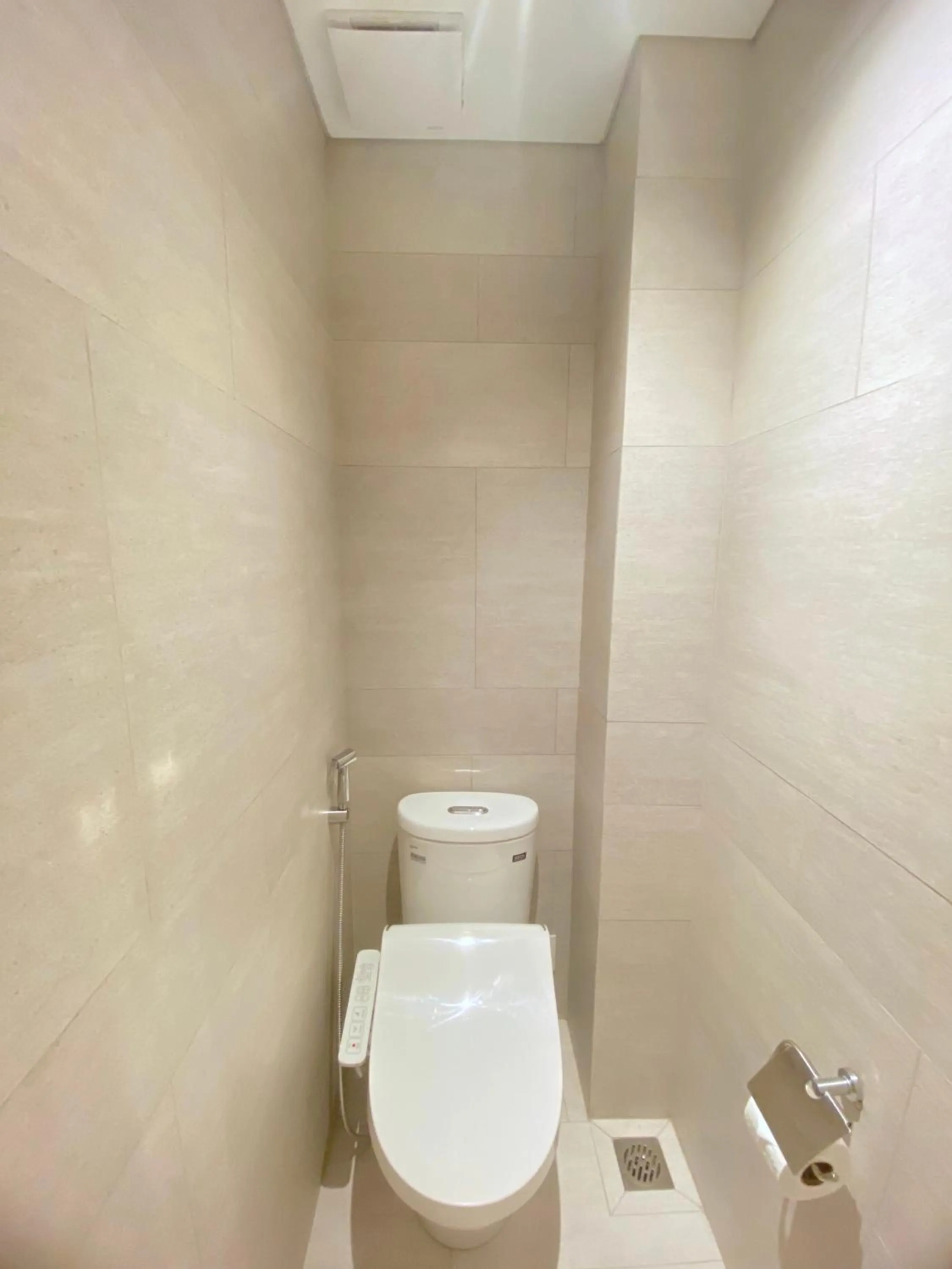 Toilet in MEANDER Saigon