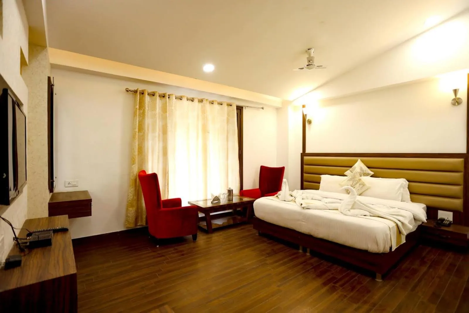 Bed in The Hoften Blue Magnets, Dalhousie