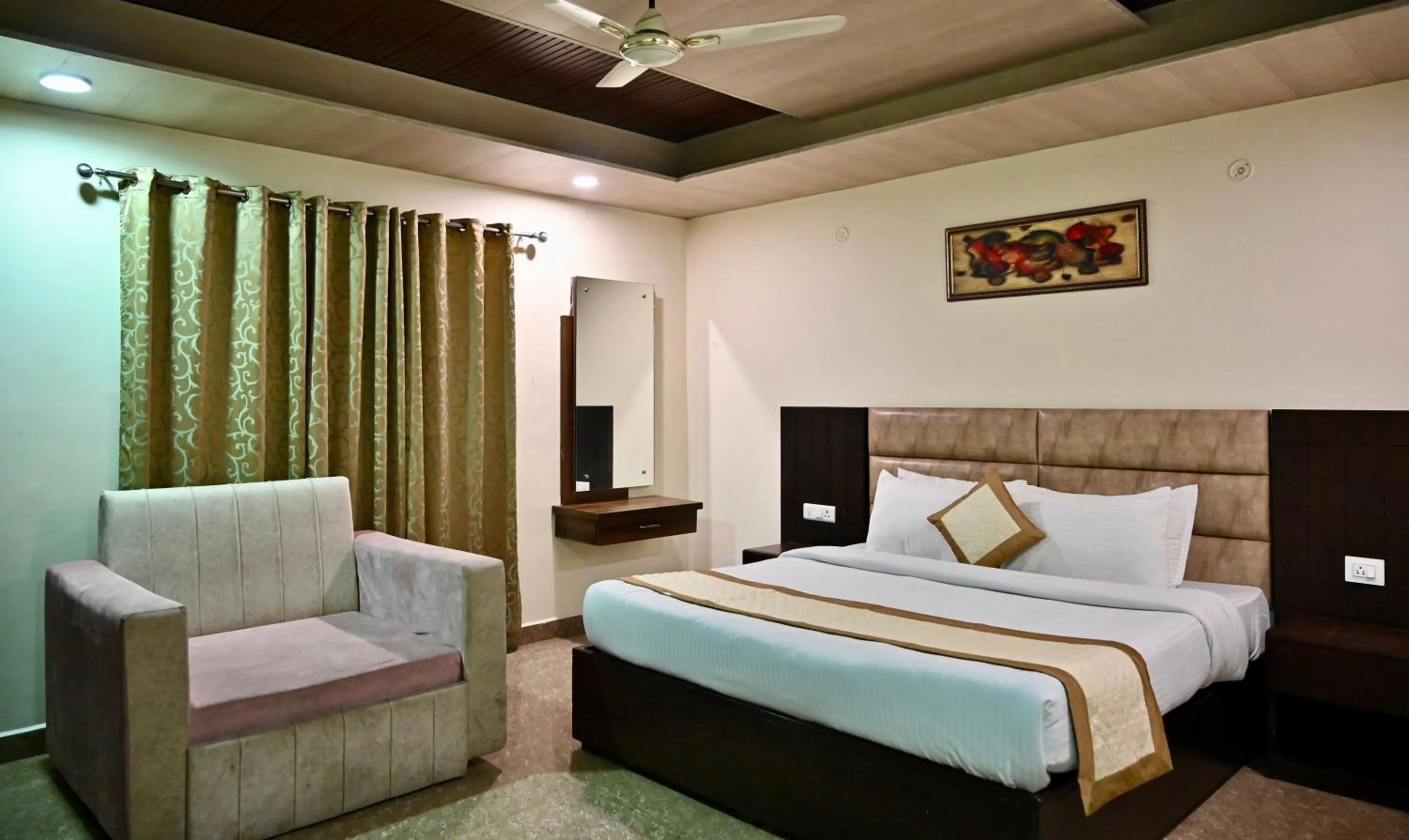 Bedroom, Bed in The Hoften Blue Magnets, Dalhousie