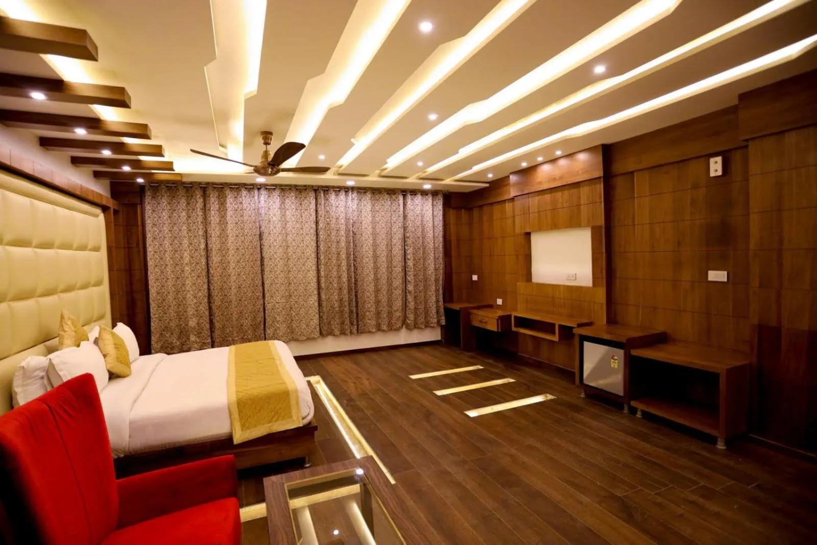 wardrobe in The Hoften Blue Magnets, Dalhousie