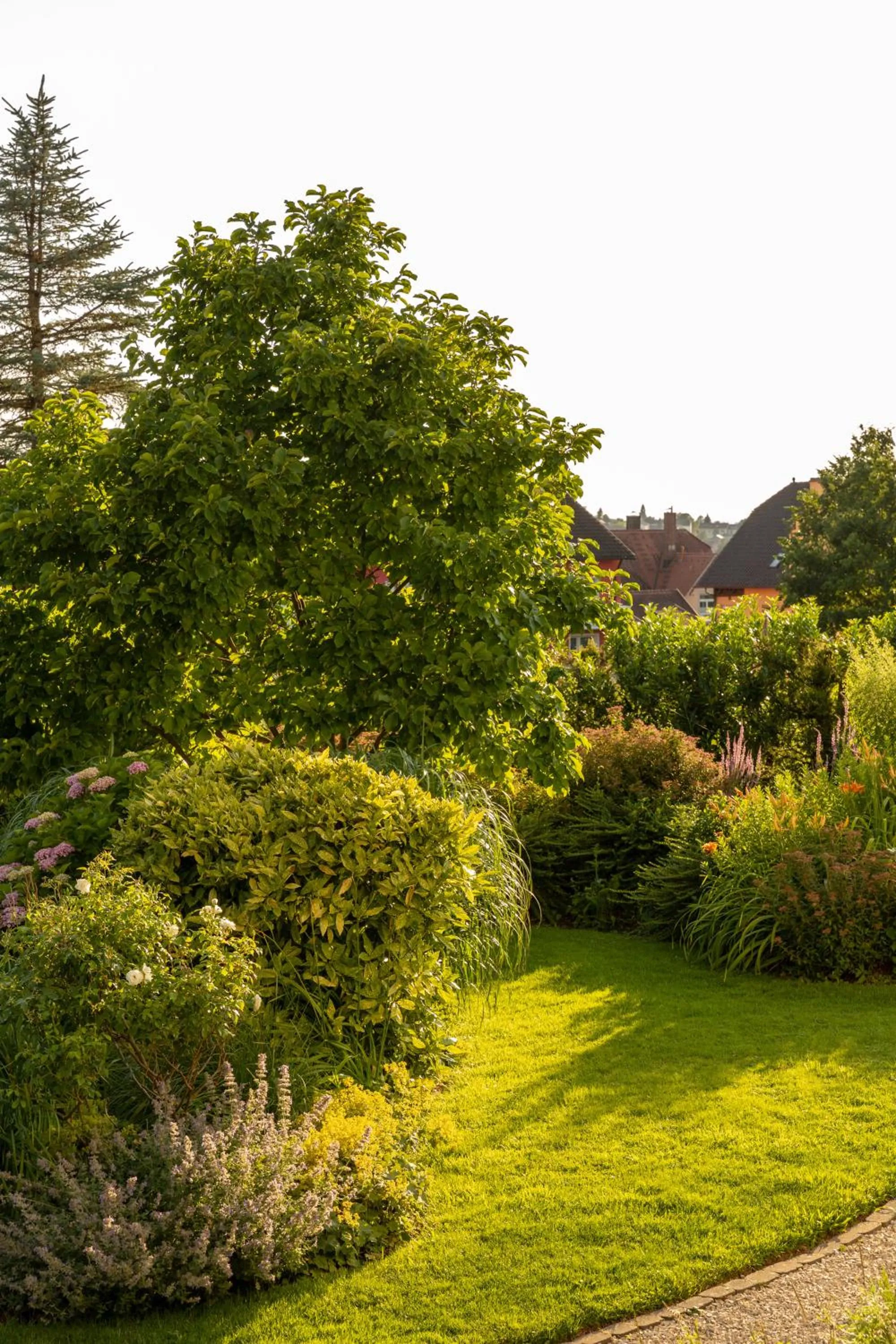 Garden in Hotel Schöngarten garni