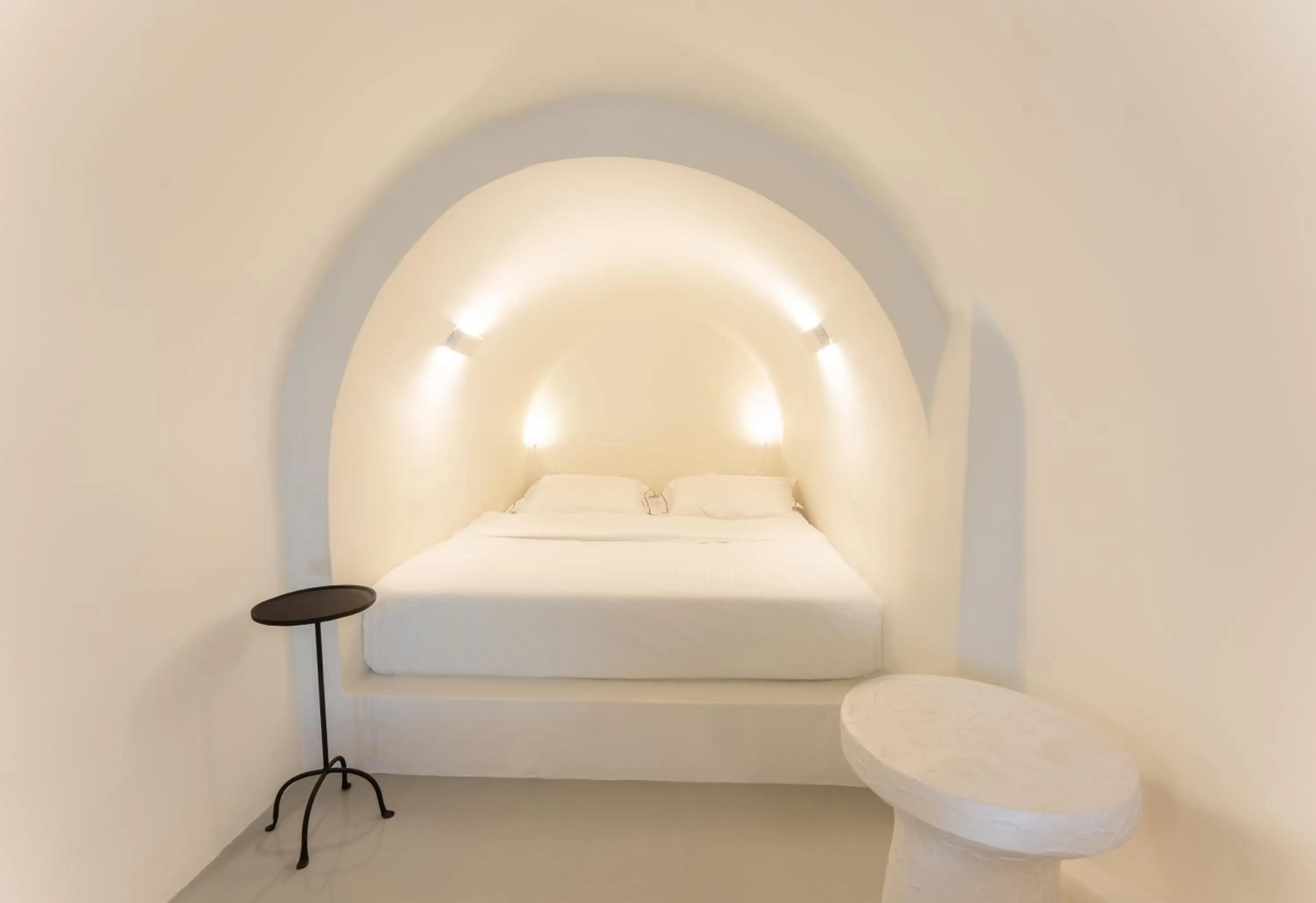 Bedroom, Bed in Cilon Suites Santorini