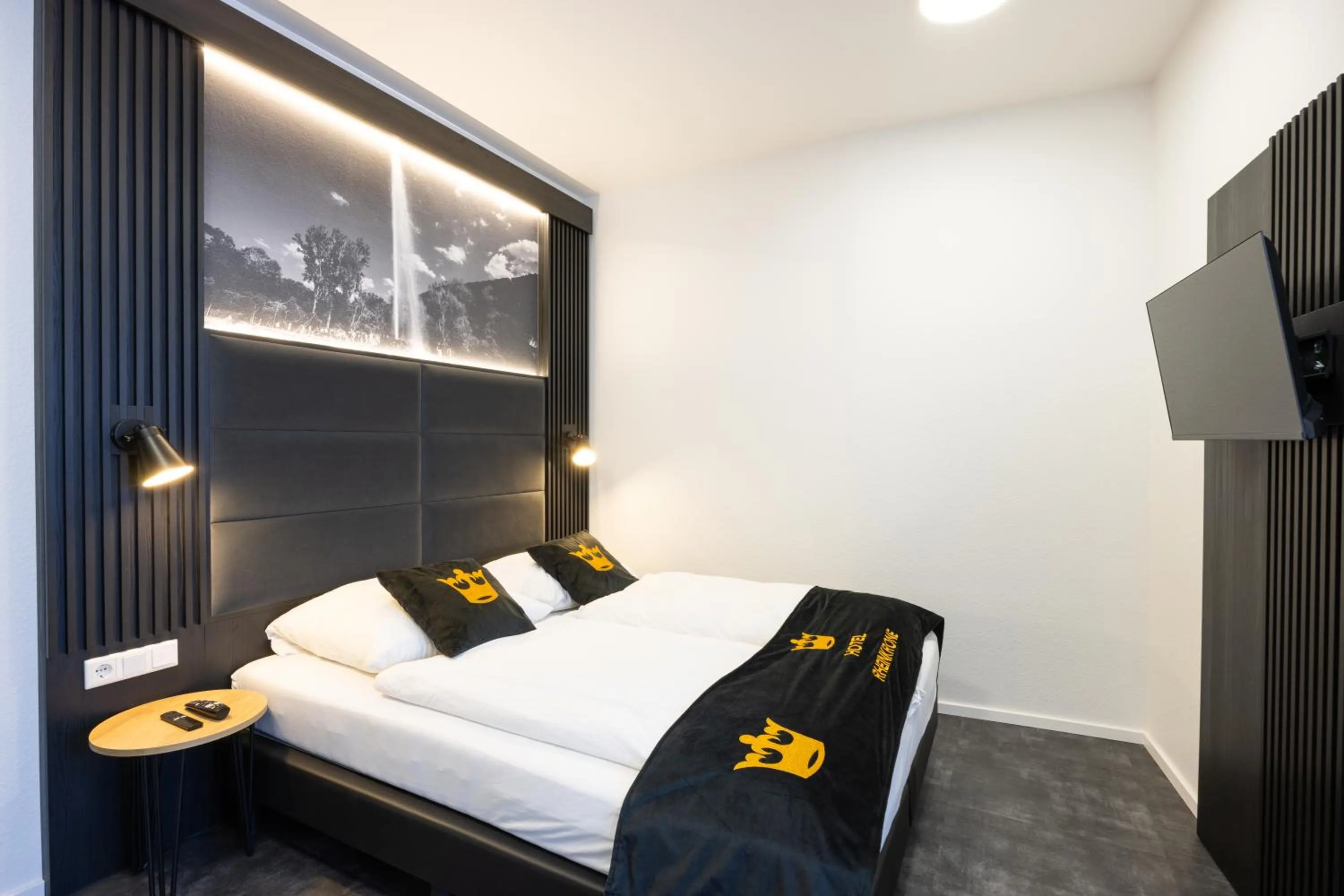 Bed in Panorama Hotel Rheinkrone