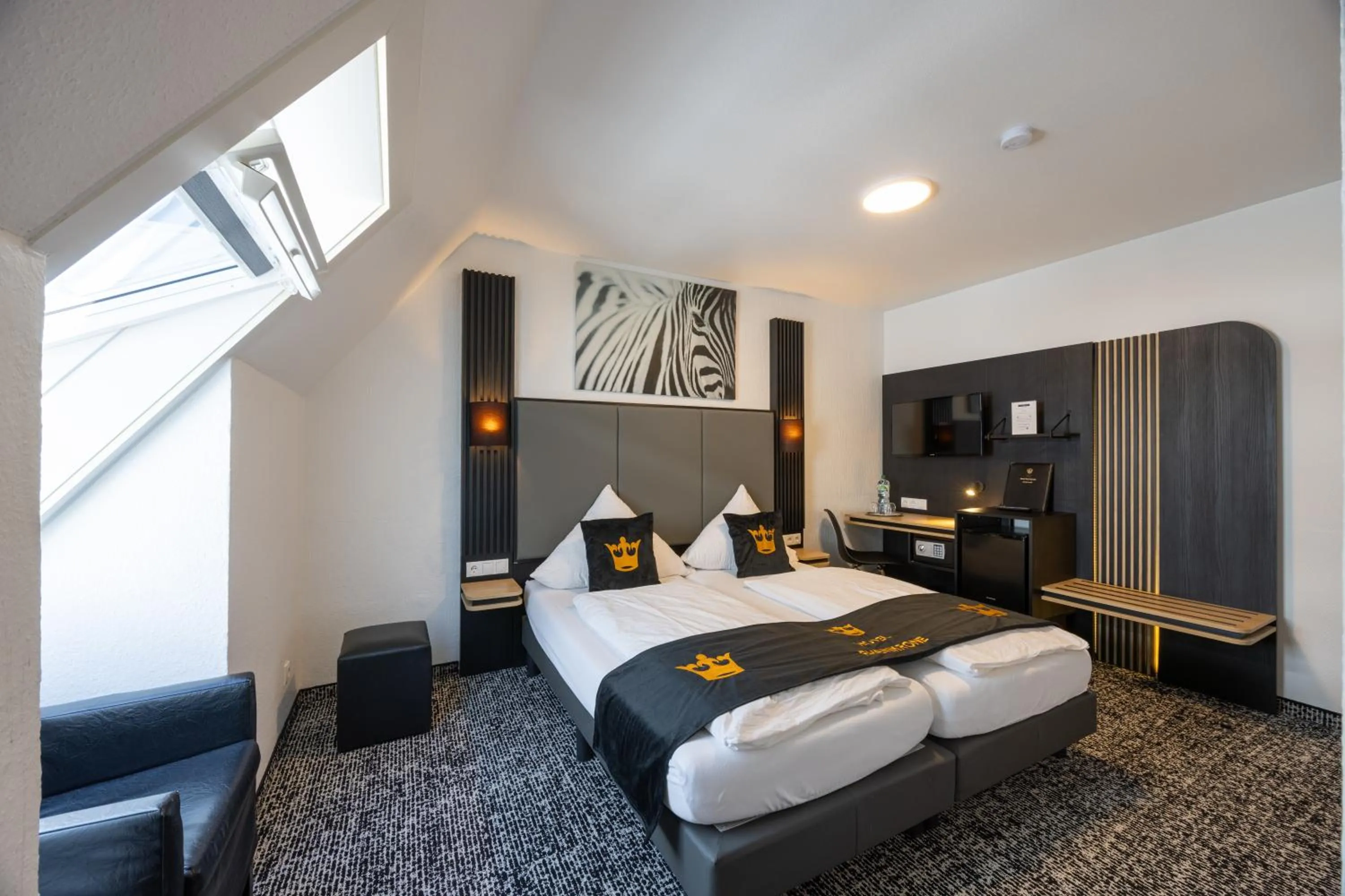 Photo of the whole room, Bed in Panorama Hotel Rheinkrone