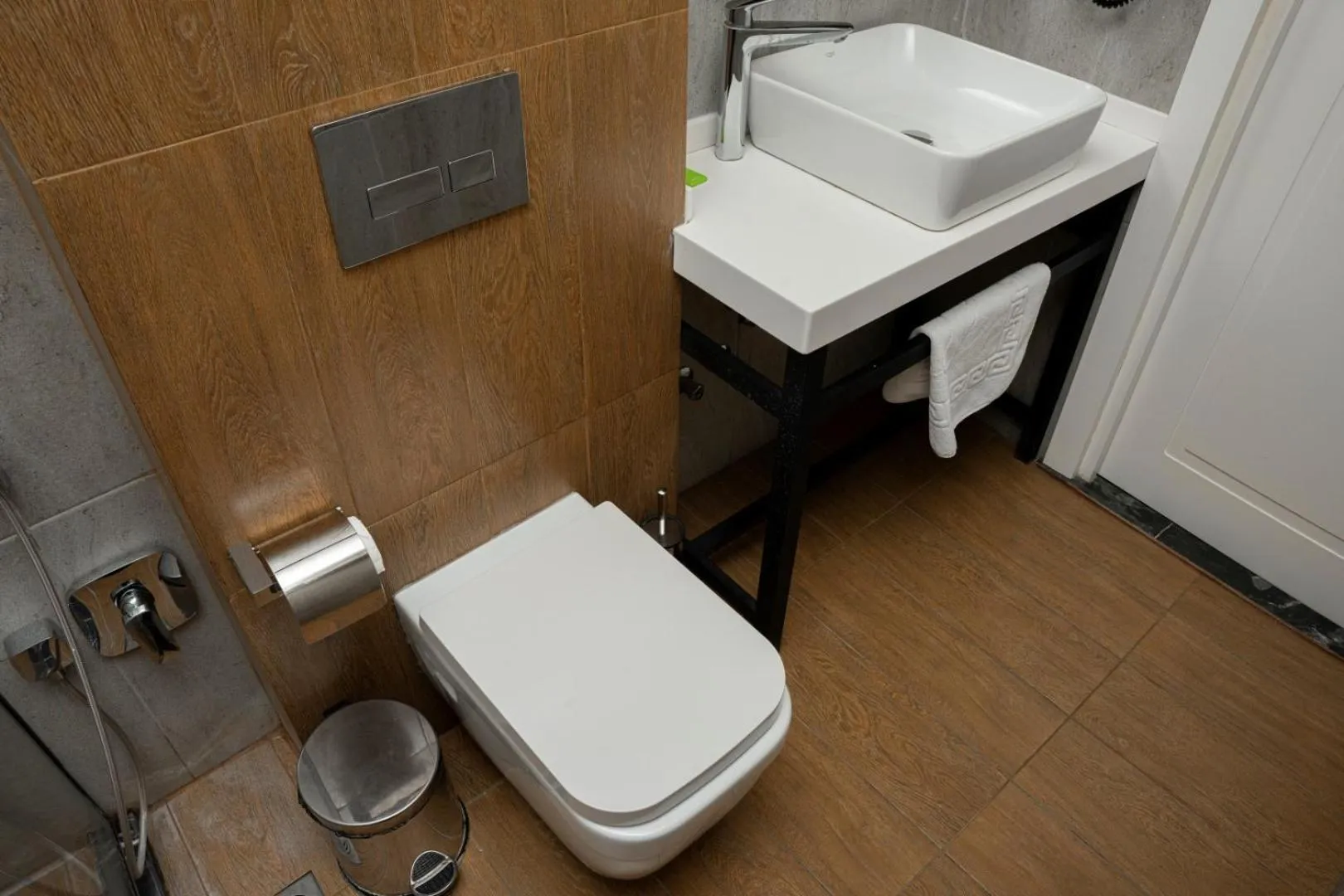 Toilet in Port Rivoli Hotel Baku