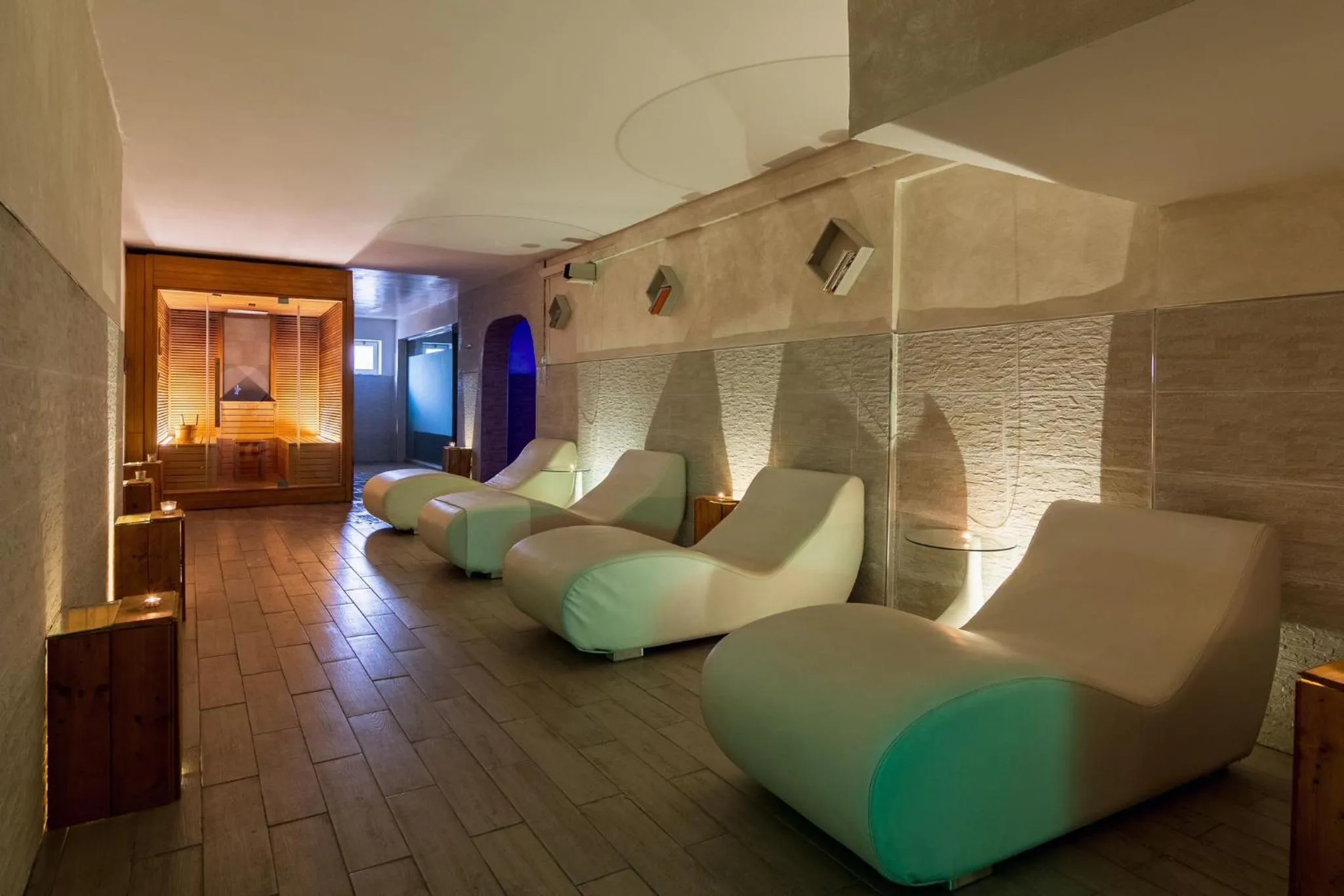 HOTEL CRISTALLO PAESTUM