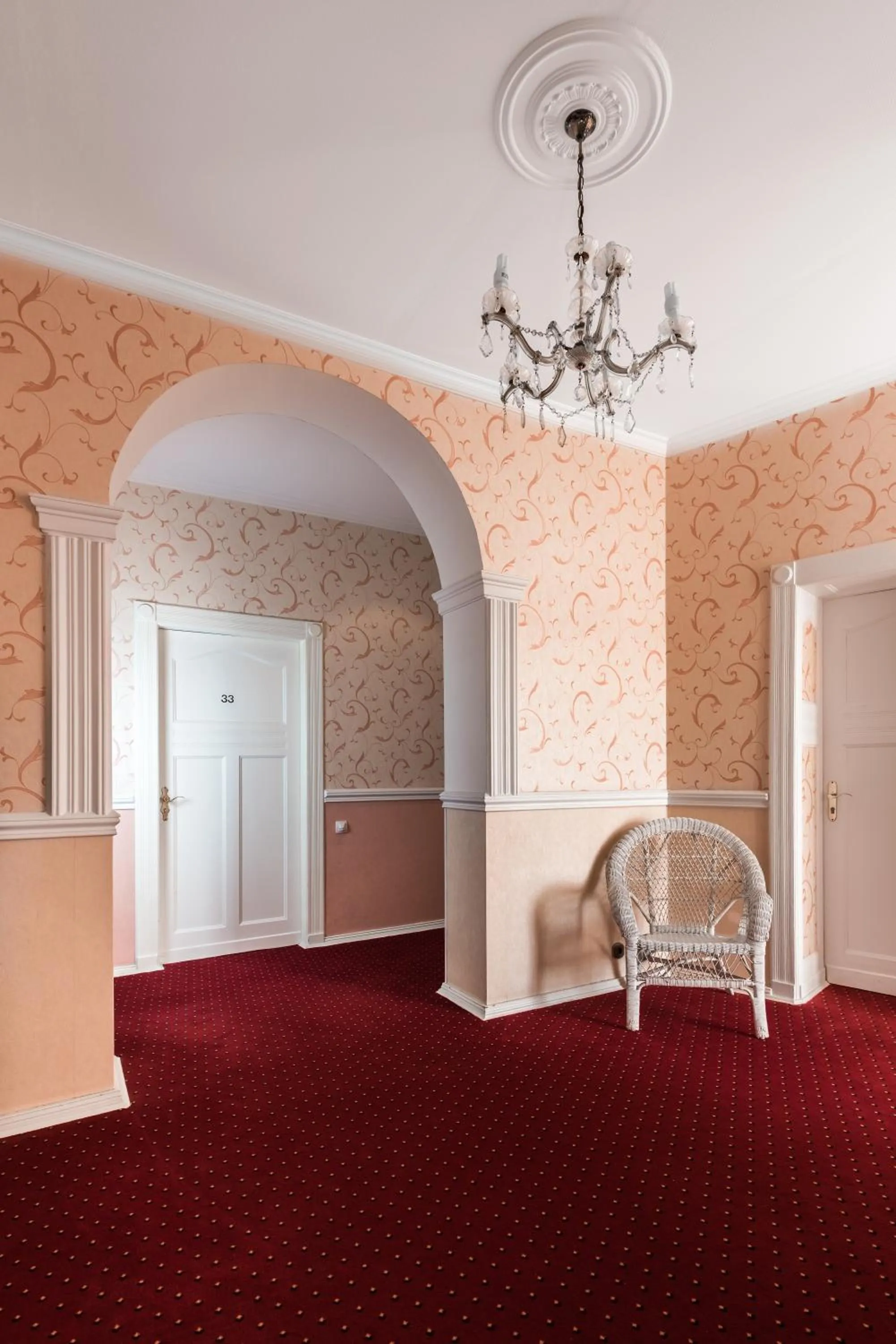 Property building, Bed in guestified BARBAROSSA Hotel