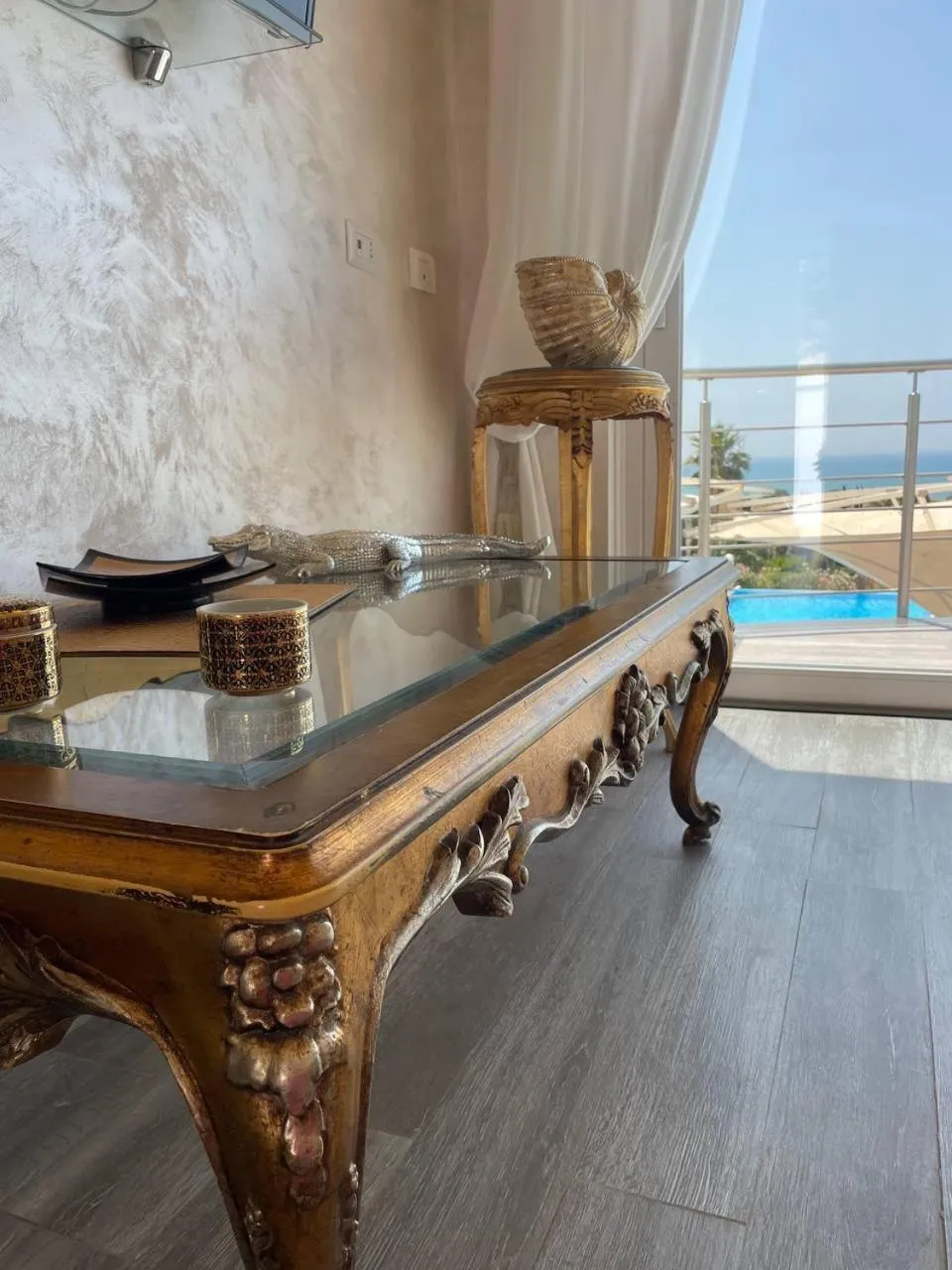 Pool view in Villa La Perla