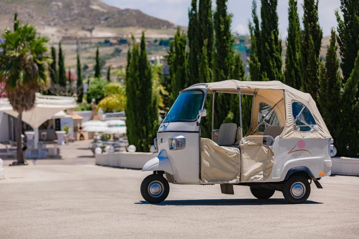 shuttle in Villa La Perla