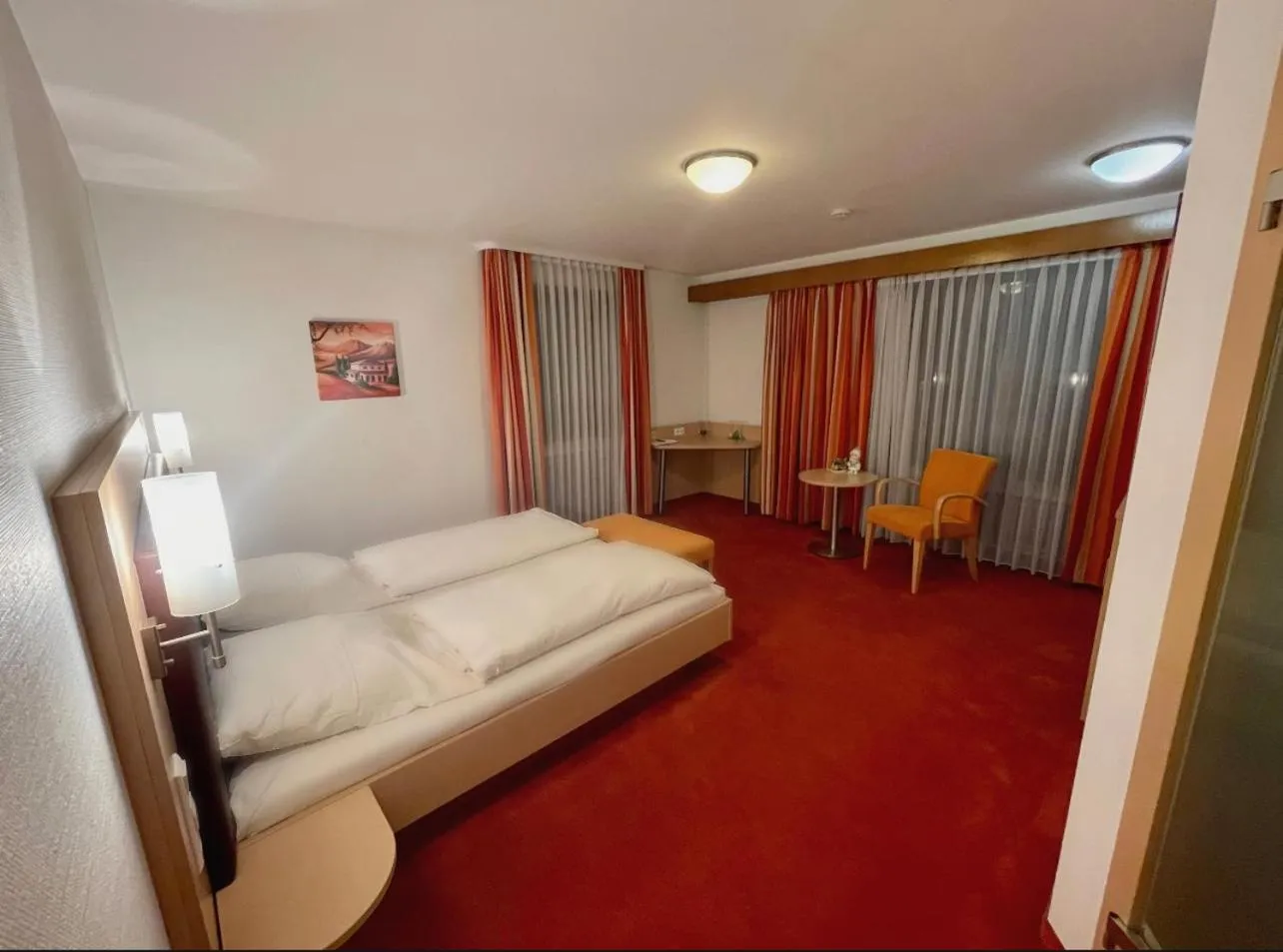 Photo of the whole room in LILTON Hotel Stuttgart-Zuffenhausen