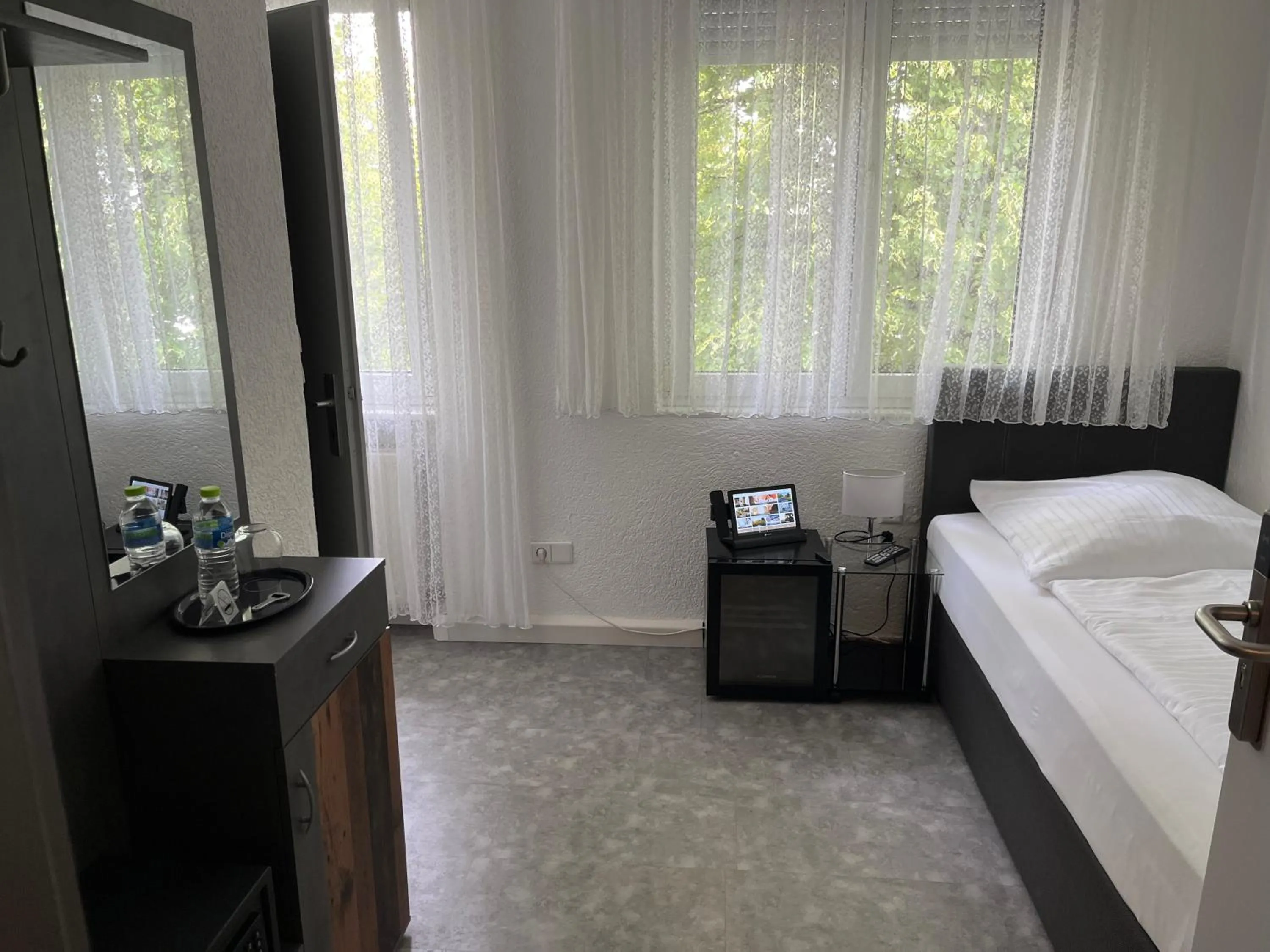 Photo of the whole room, Bed in Cocco-Bello Smart Check-in Hotel