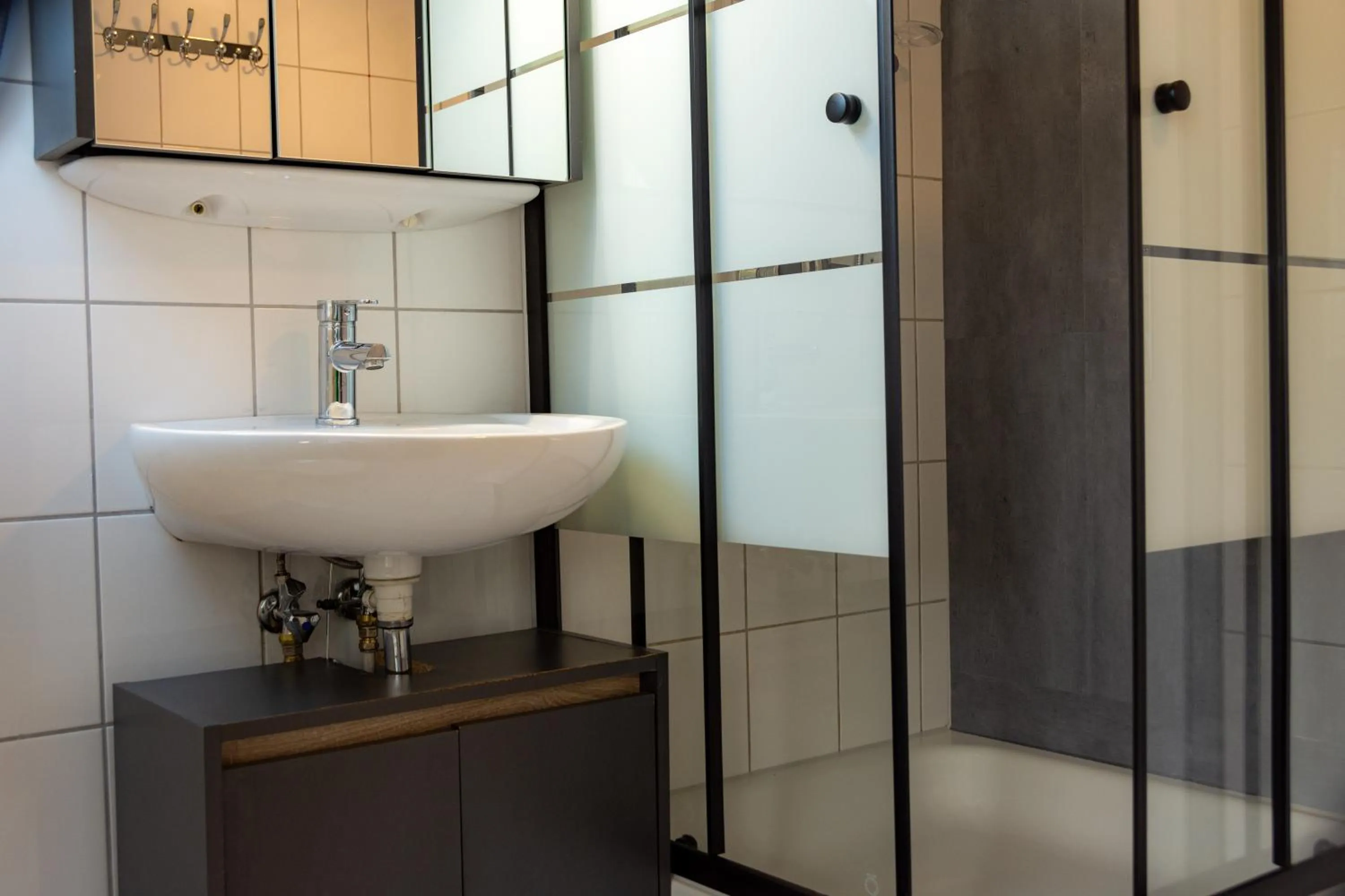 Shower in Cocco-Bello Smart Check-in Hotel
