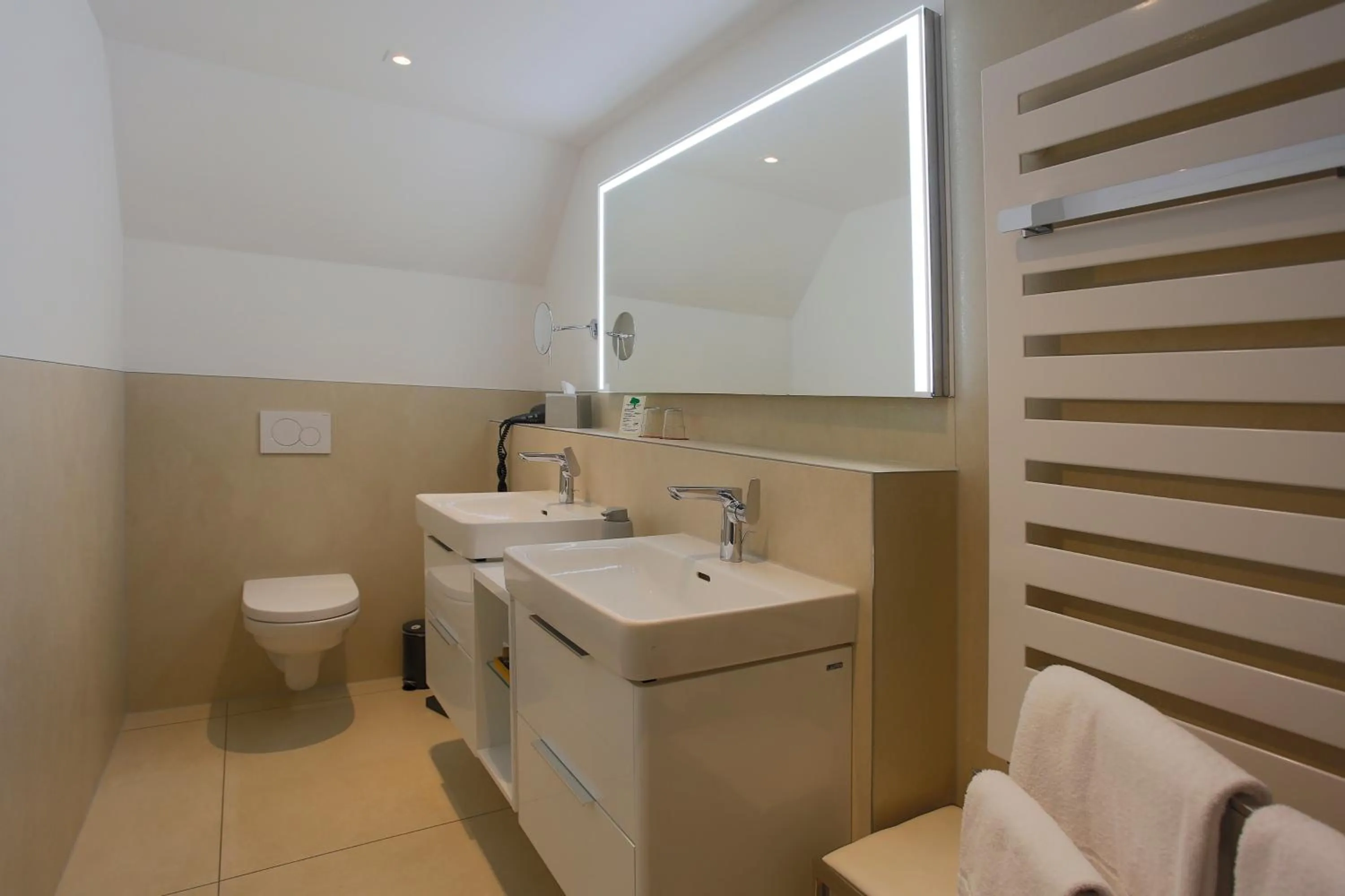 Bathroom in Hotel Kleines Meer