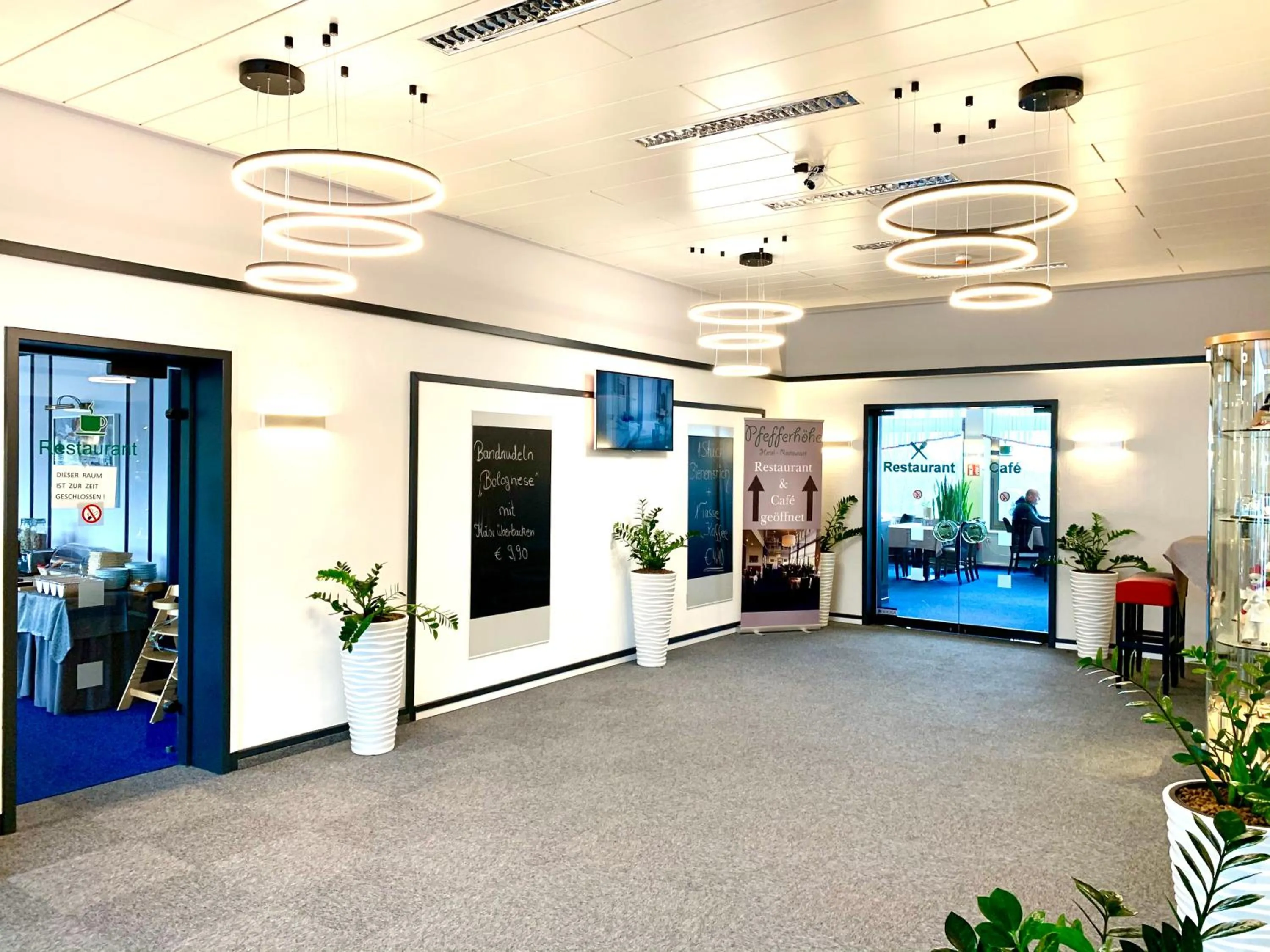 Lobby or reception in Pfefferhöhe Hotel & Restaurant