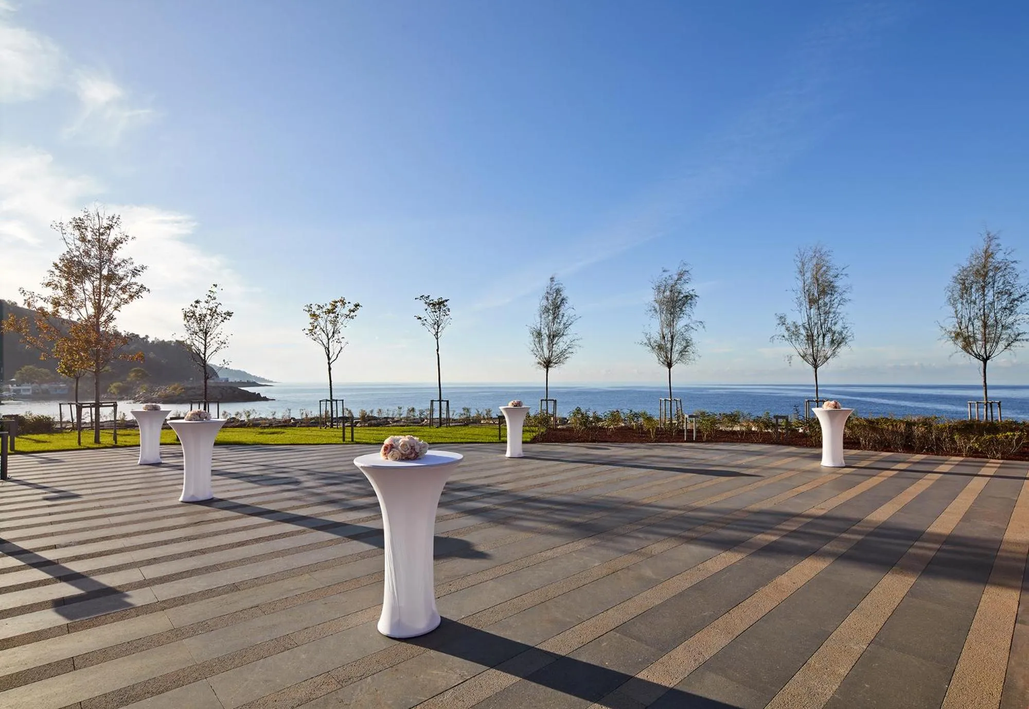 Garden in Ricosta Hotel