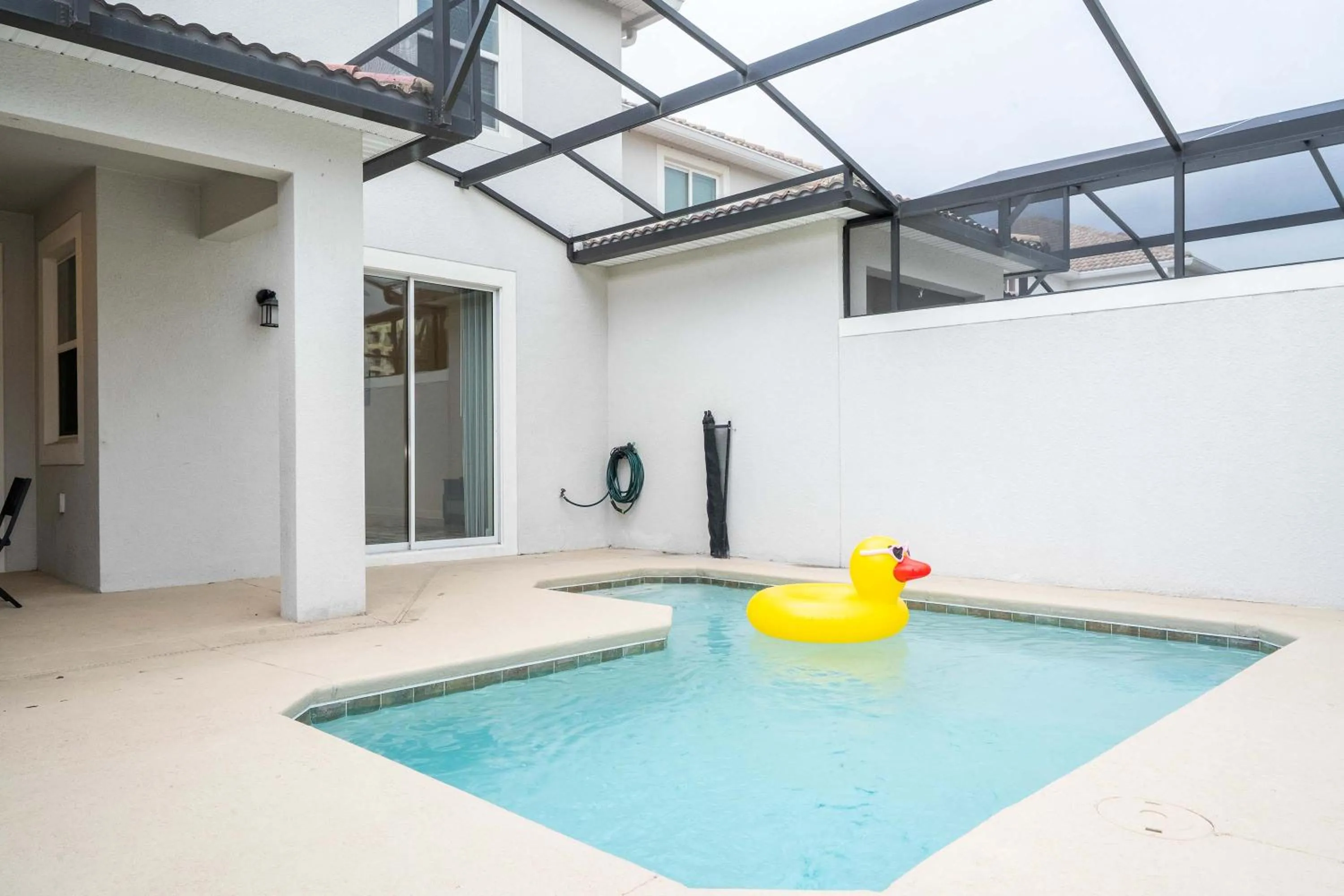 Gorgeous Four Bd w/ Pool close to Disney 5035