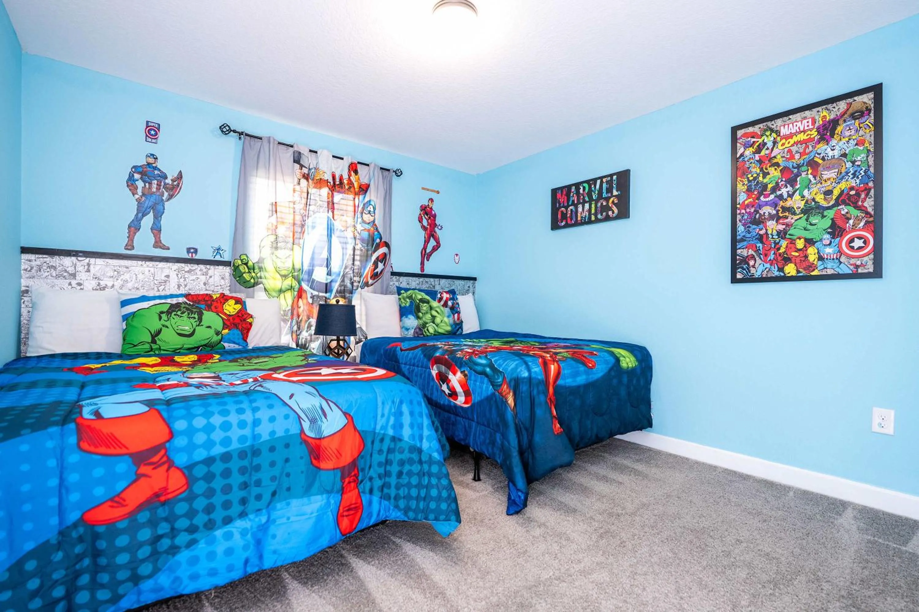 Bed in Gorgeous Four Bd w/ Pool close to Disney 5035