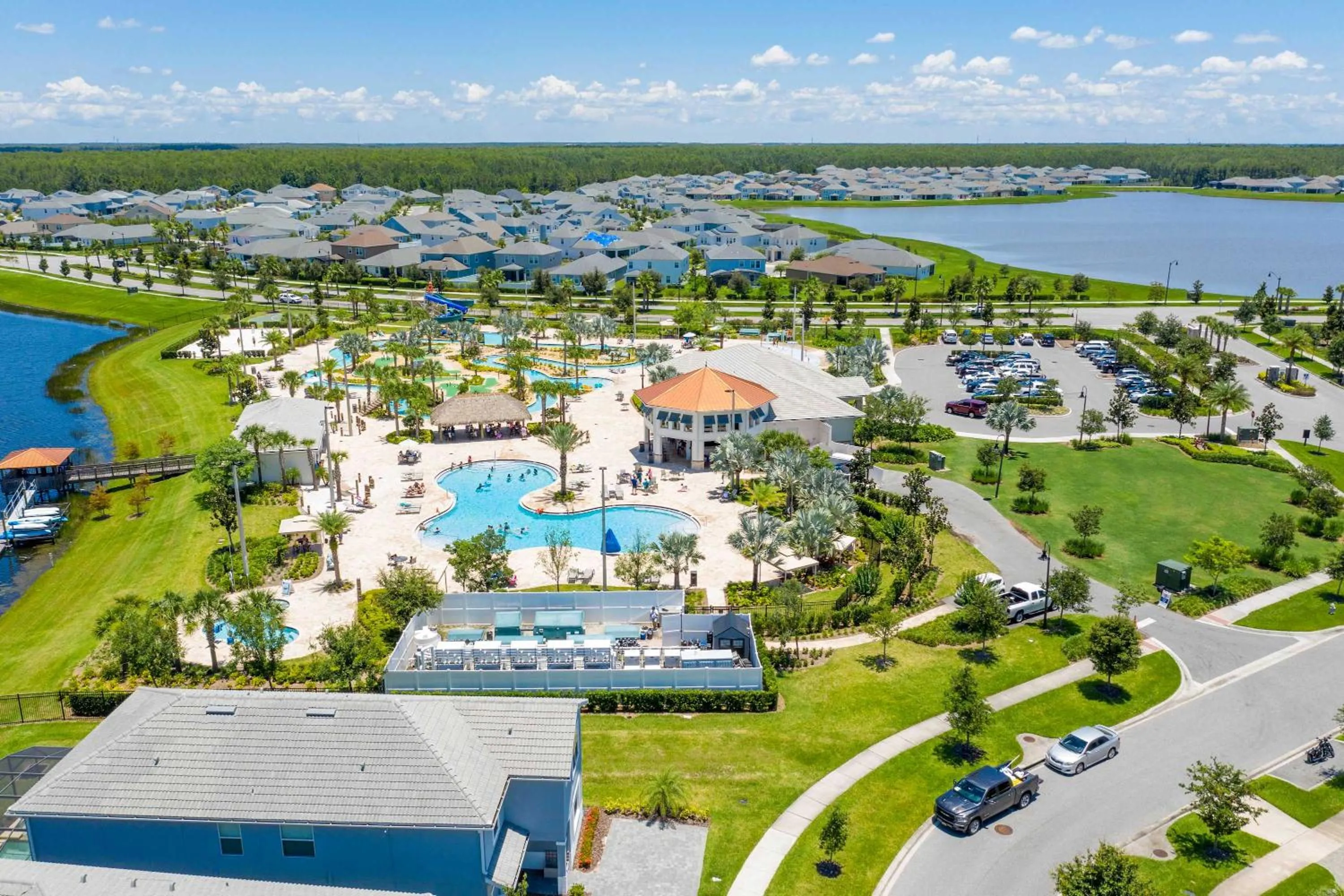 Gorgeous Four Bd w/ Pool close to Disney 5035