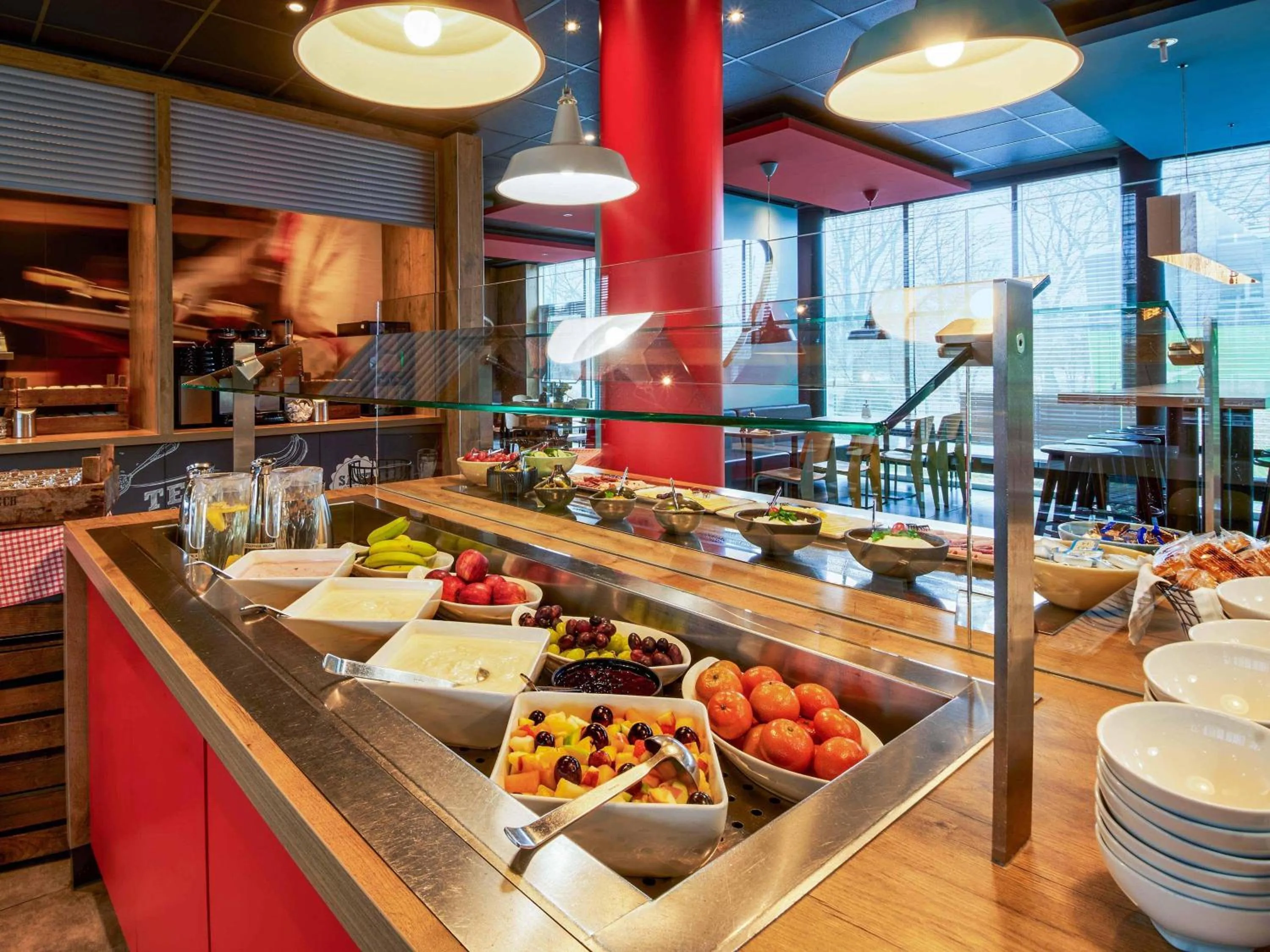 Restaurant/places to eat in B&B Hotel Frankfurt-Messe