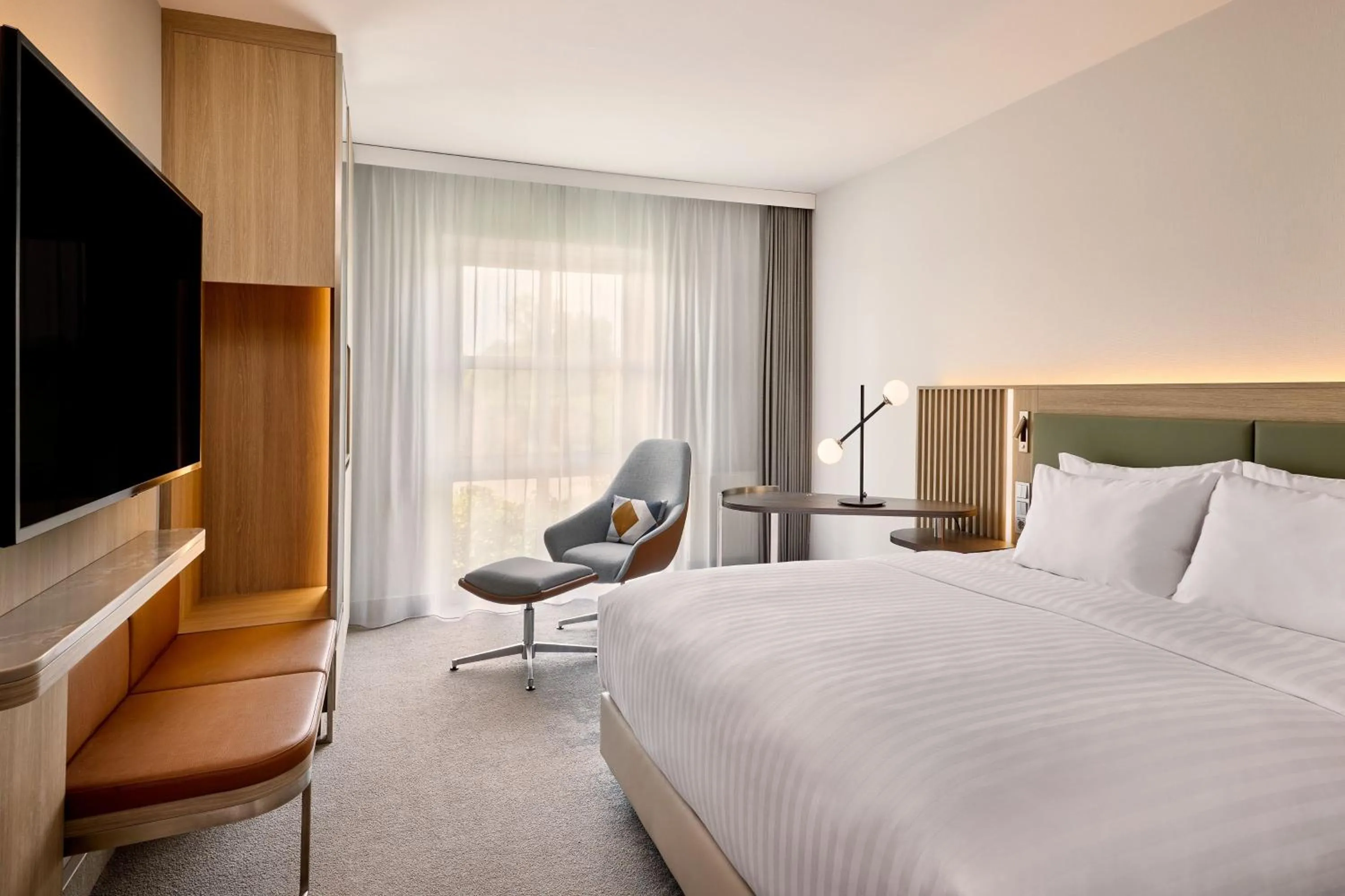 Photo of the whole room, Bed in Courtyard by Marriott Magdeburg