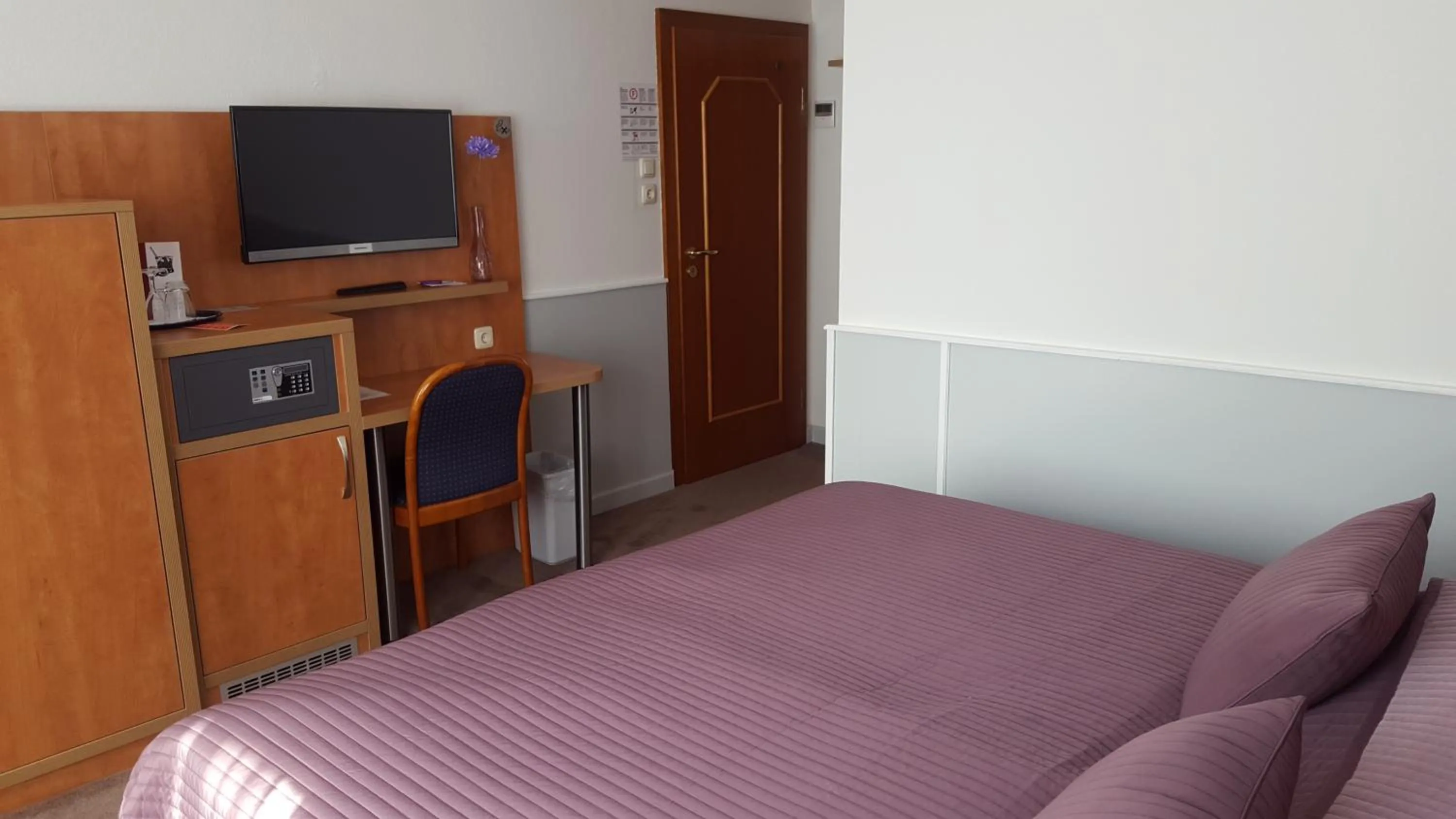 Bed in Hotel Niederrad