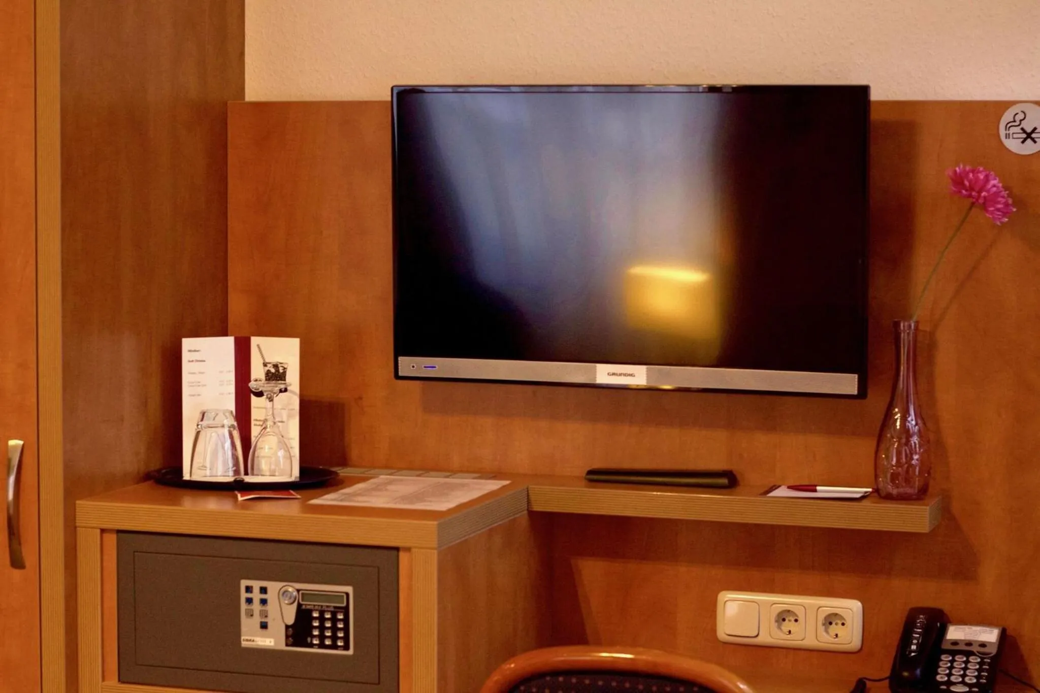TV and multimedia in Hotel Niederrad