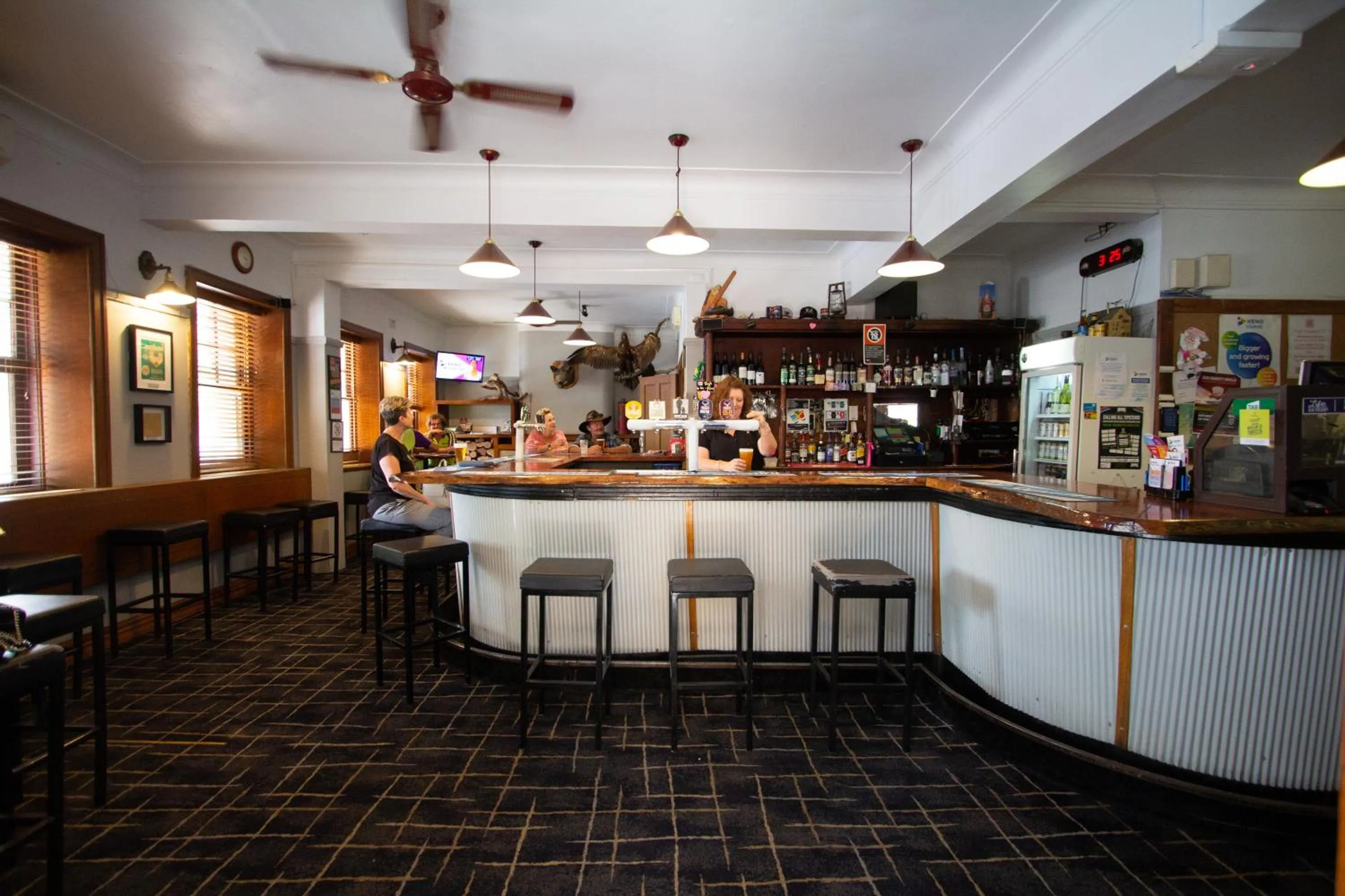 Lounge or bar in The Globe Hotel, Rylstone