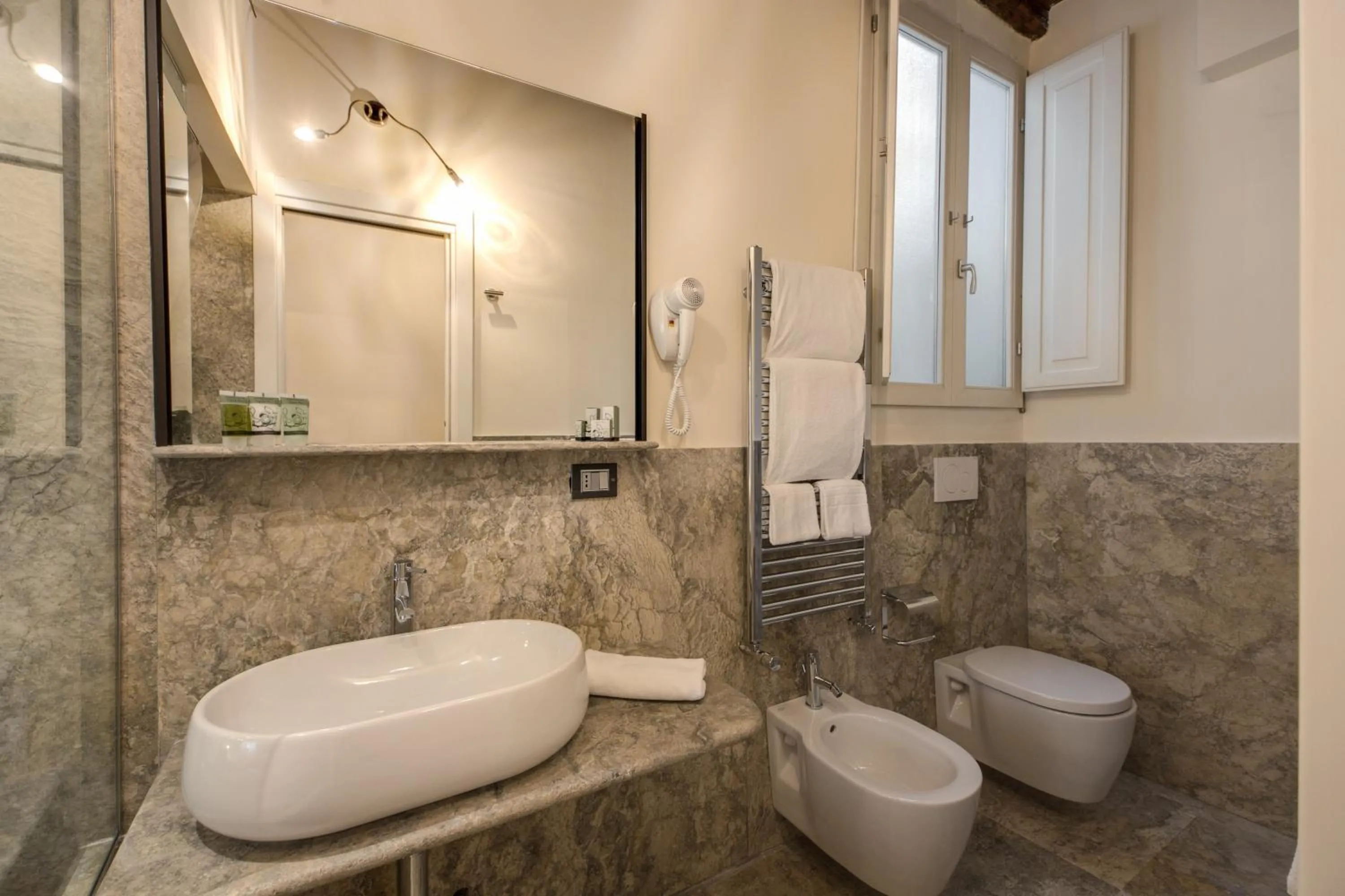 Bathroom in Residenze Argileto