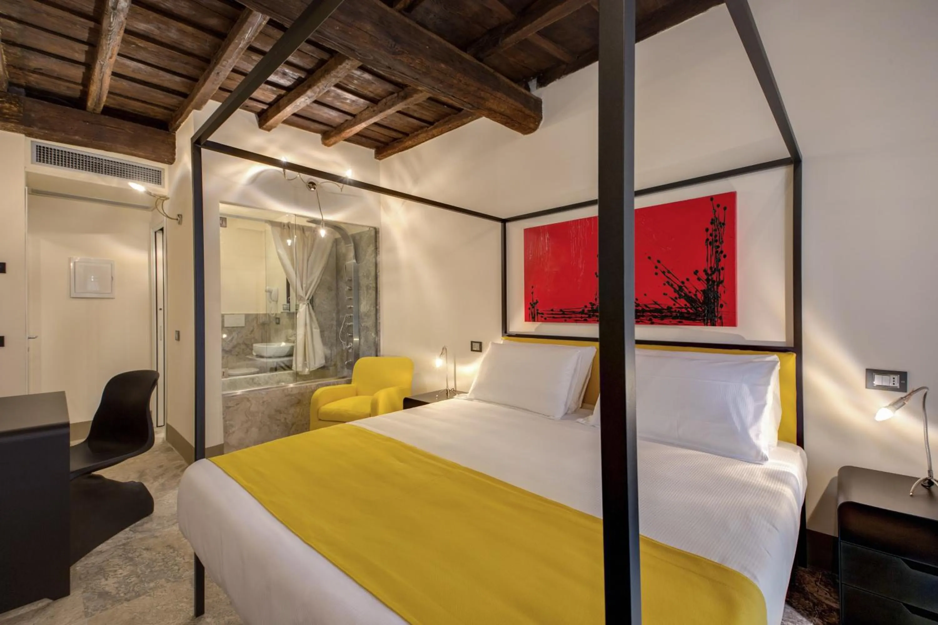 Photo of the whole room, Bed in Residenze Argileto