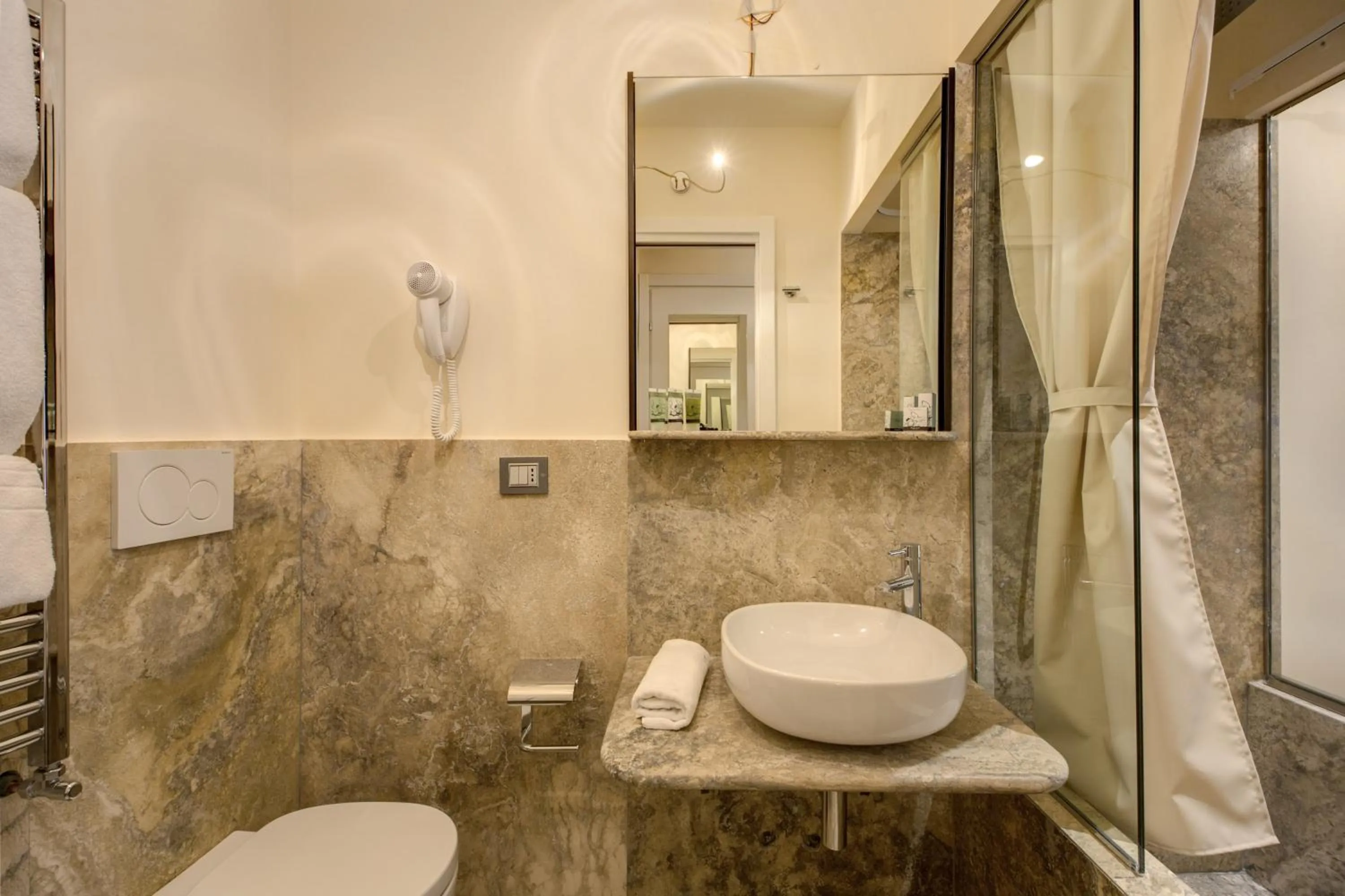 Bathroom in Residenze Argileto