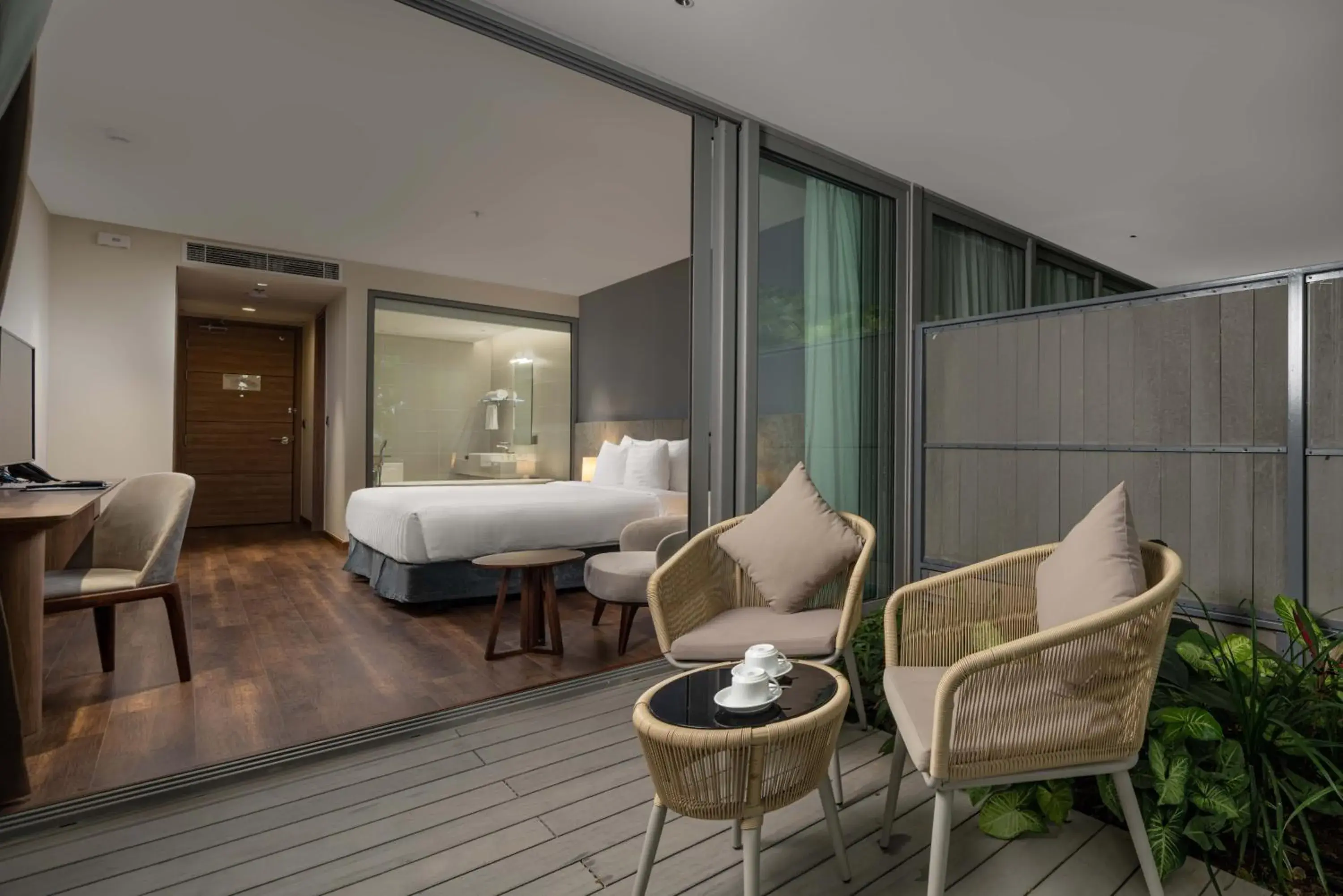 Premier Central - Ocean King in Flamingo Cát Bà Resort Managed by Flamingo Hotels & Resorts Premier Central - Ocean King in Flamingo Cát Bà Resort Managed by Flamingo Hotels & Resorts