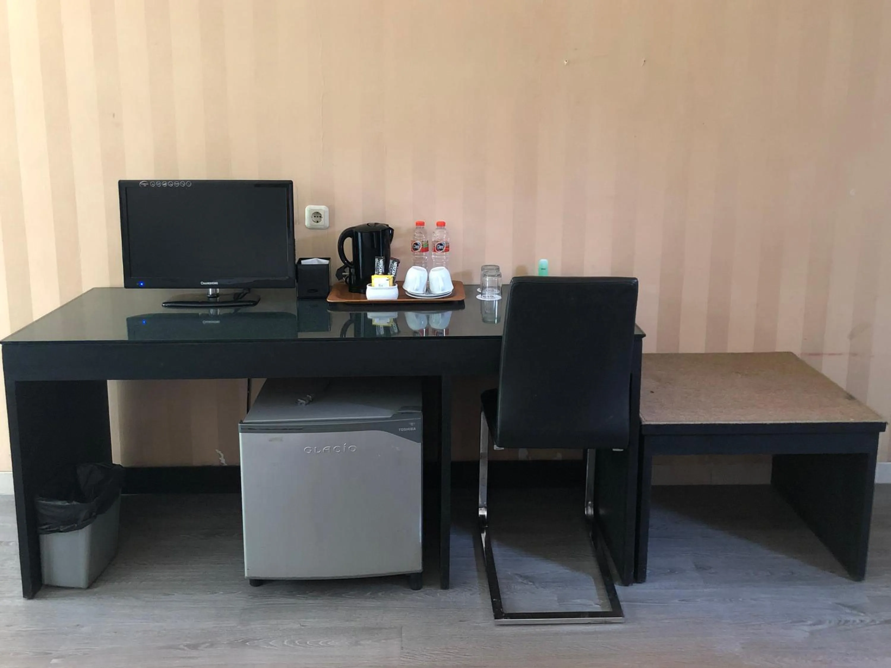 Coffee/tea facilities in Hotel Sinar 3