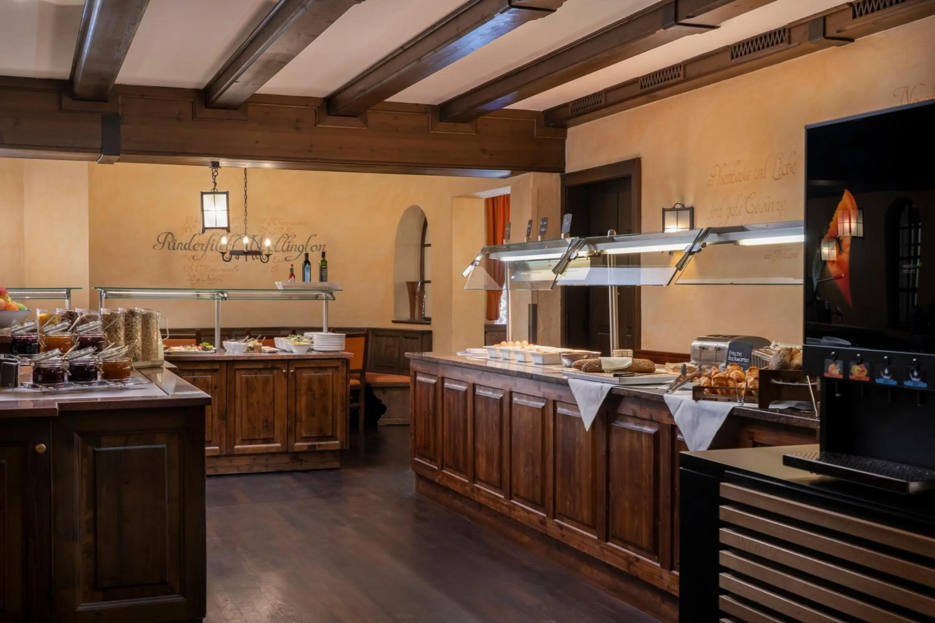 Breakfast in Hotel Klösterle Nördlingen - in Kürze elaya hotel kloesterle noerdlingen