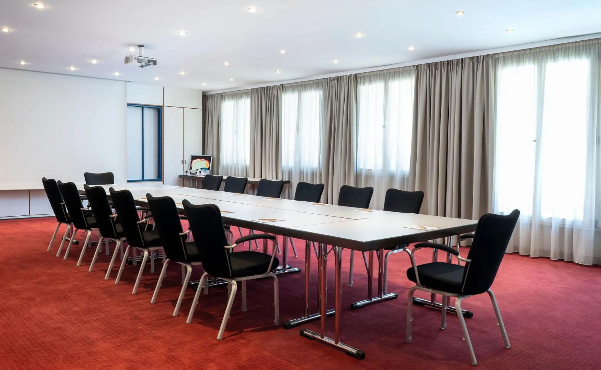 Meeting/conference room in Hotel Klösterle Nördlingen - in Kürze elaya hotel kloesterle noerdlingen