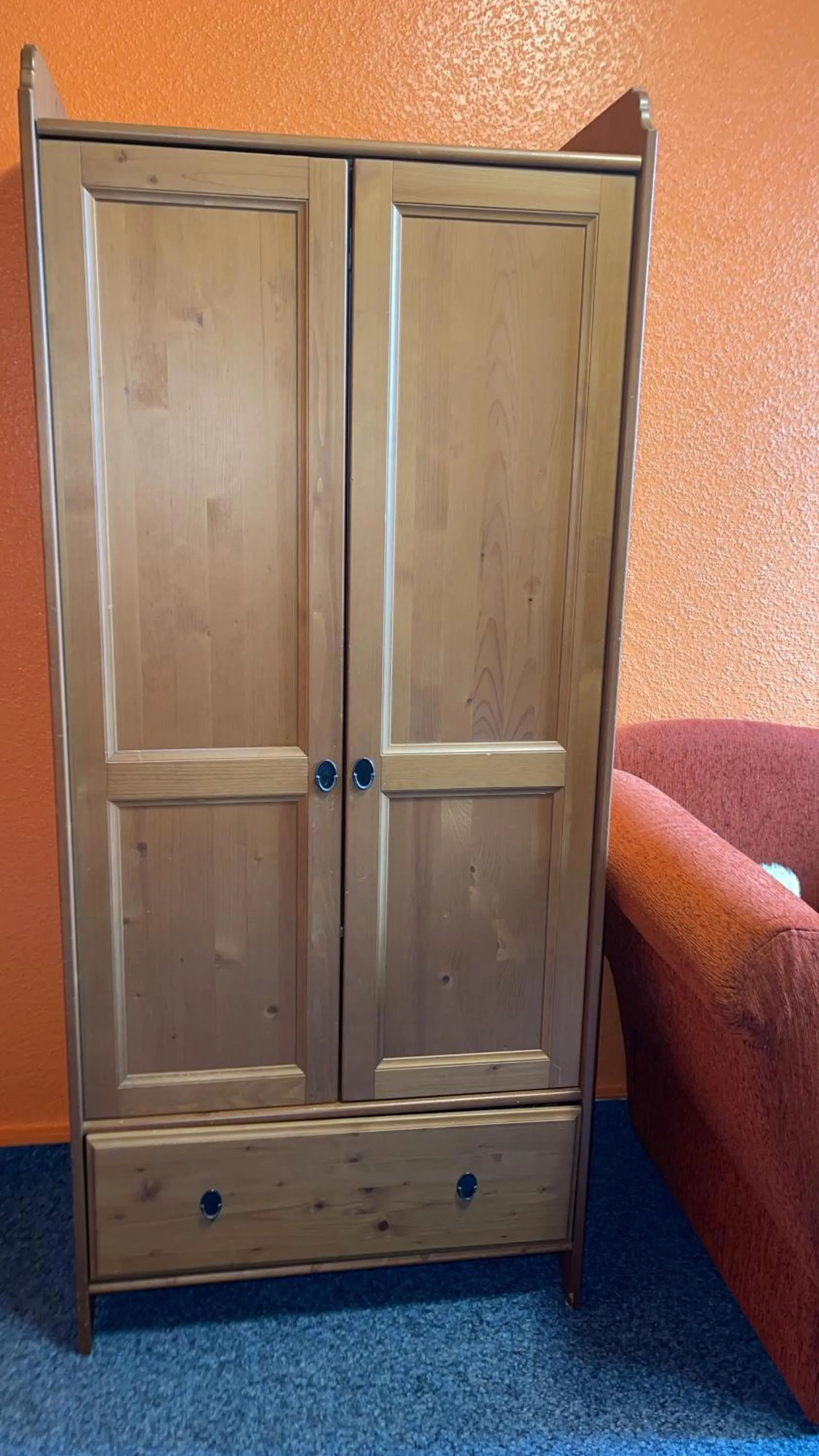 wardrobe in Stadthotel Bartels