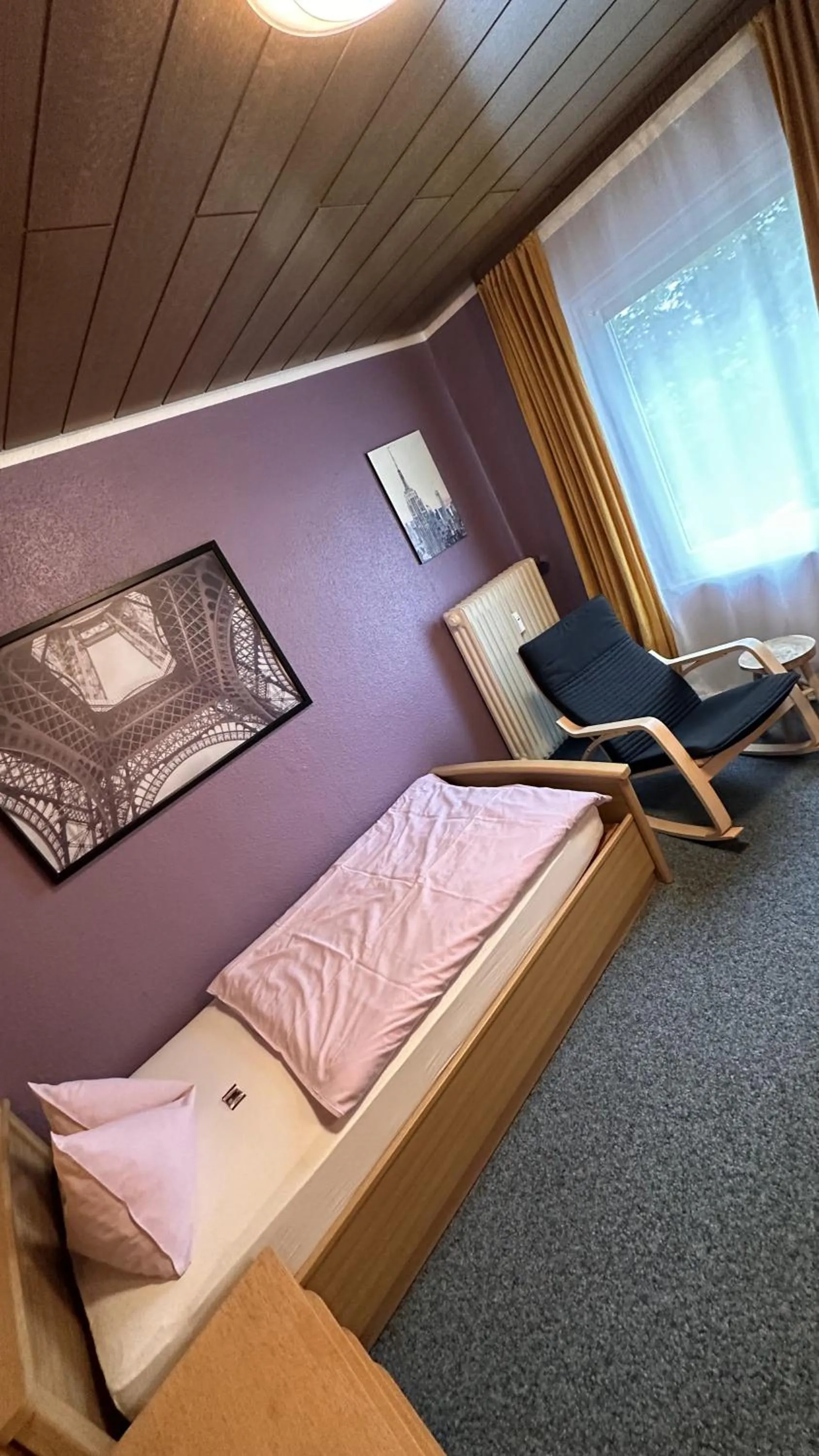 Bed in Stadthotel Bartels