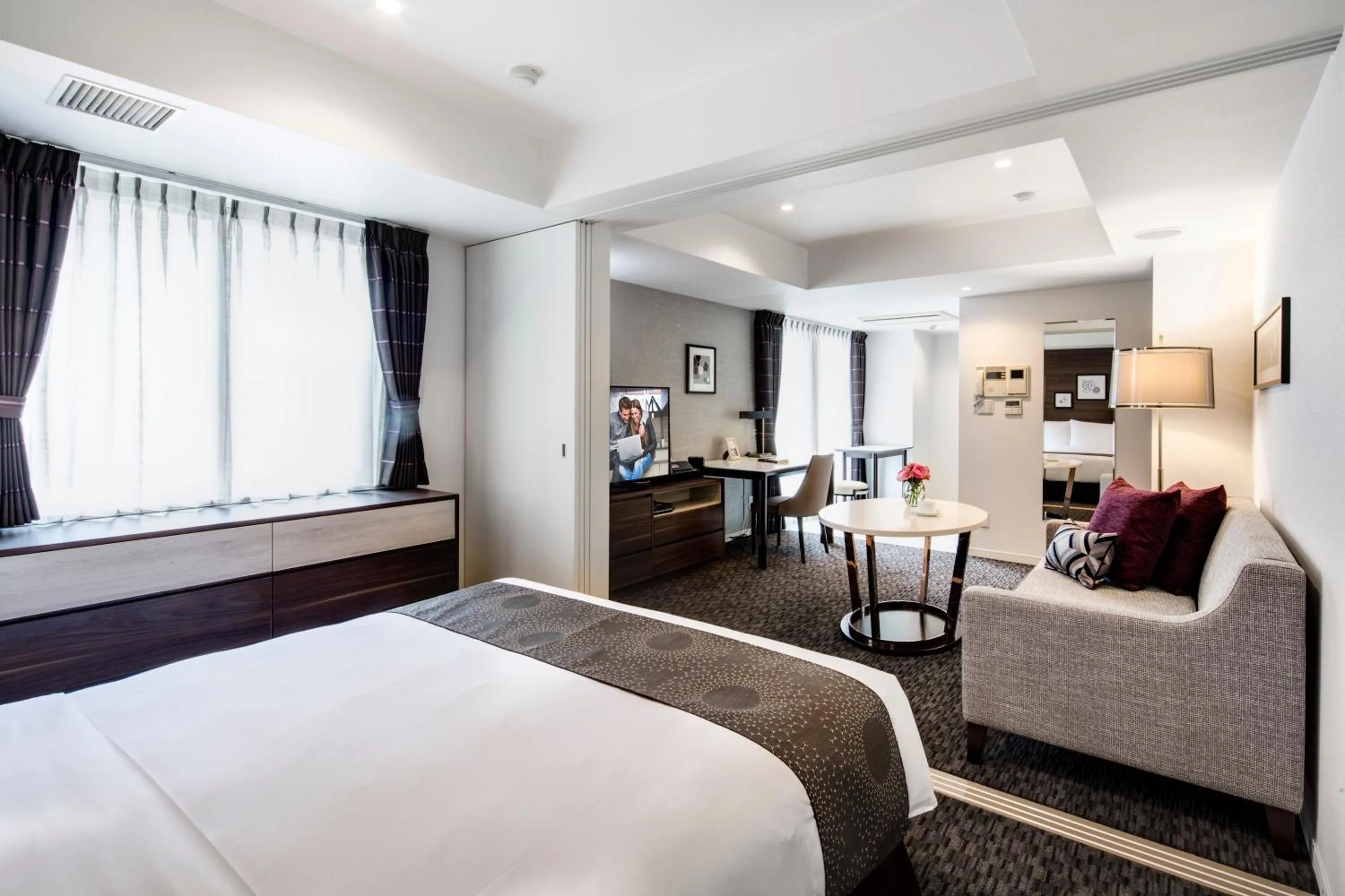 Photo of the whole room, Bed in Somerset Ginza East Tokyo