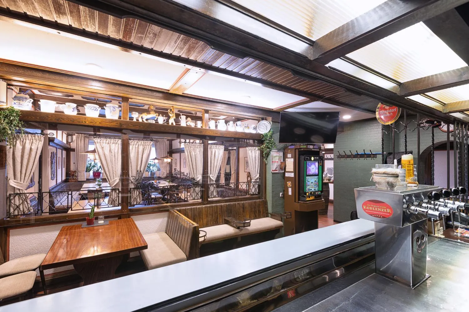 Lounge or bar in Hotel-Restaurant Weinhaus Grebel