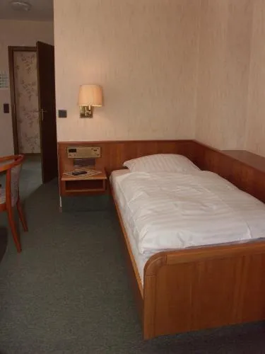 Bed in Hotel-Restaurant Weinhaus Grebel