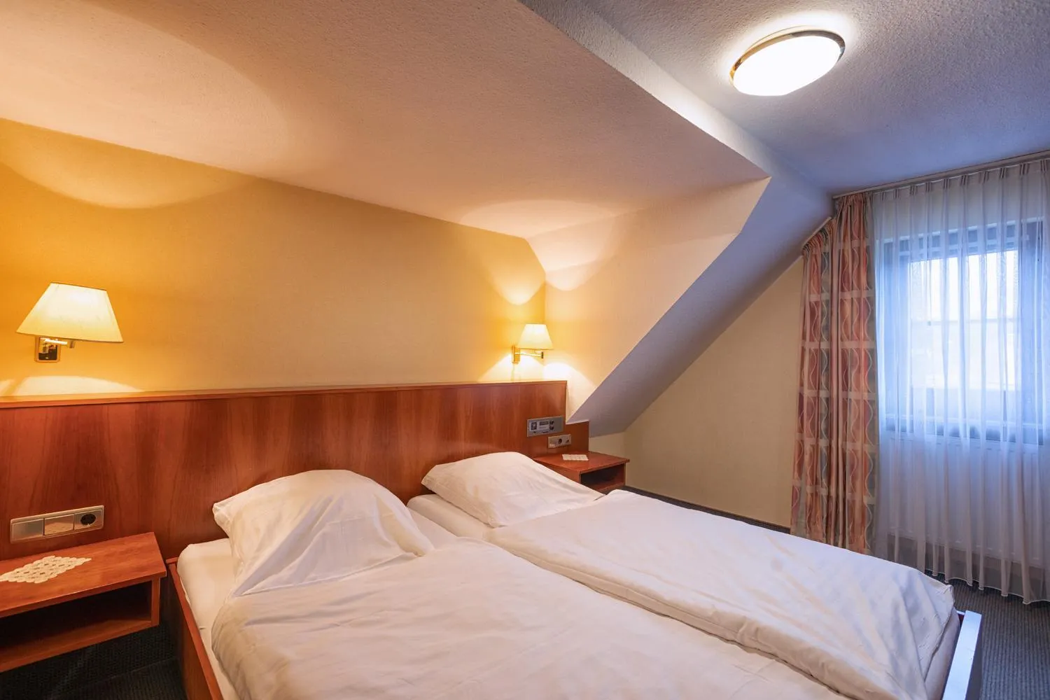 Hotel-Restaurant Weinhaus Grebel