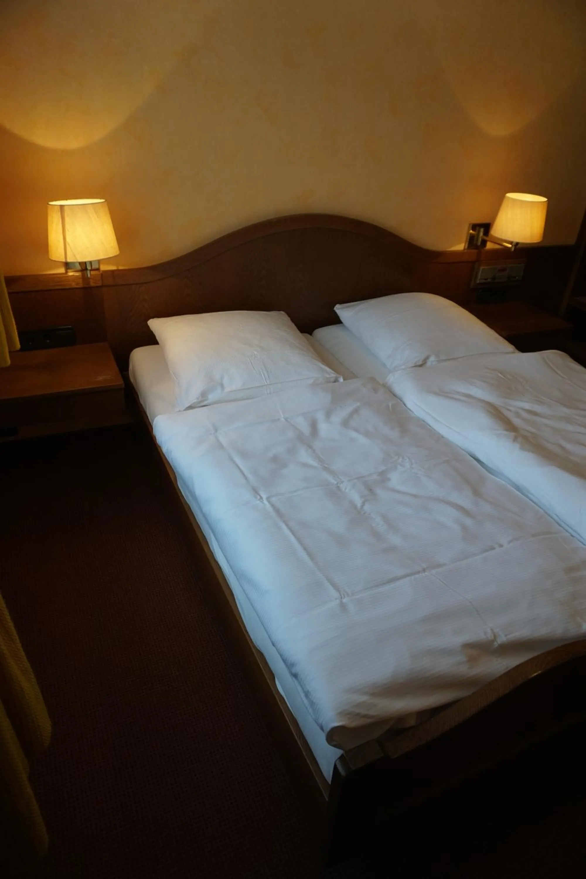 Bed in Hotel-Restaurant Weinhaus Grebel