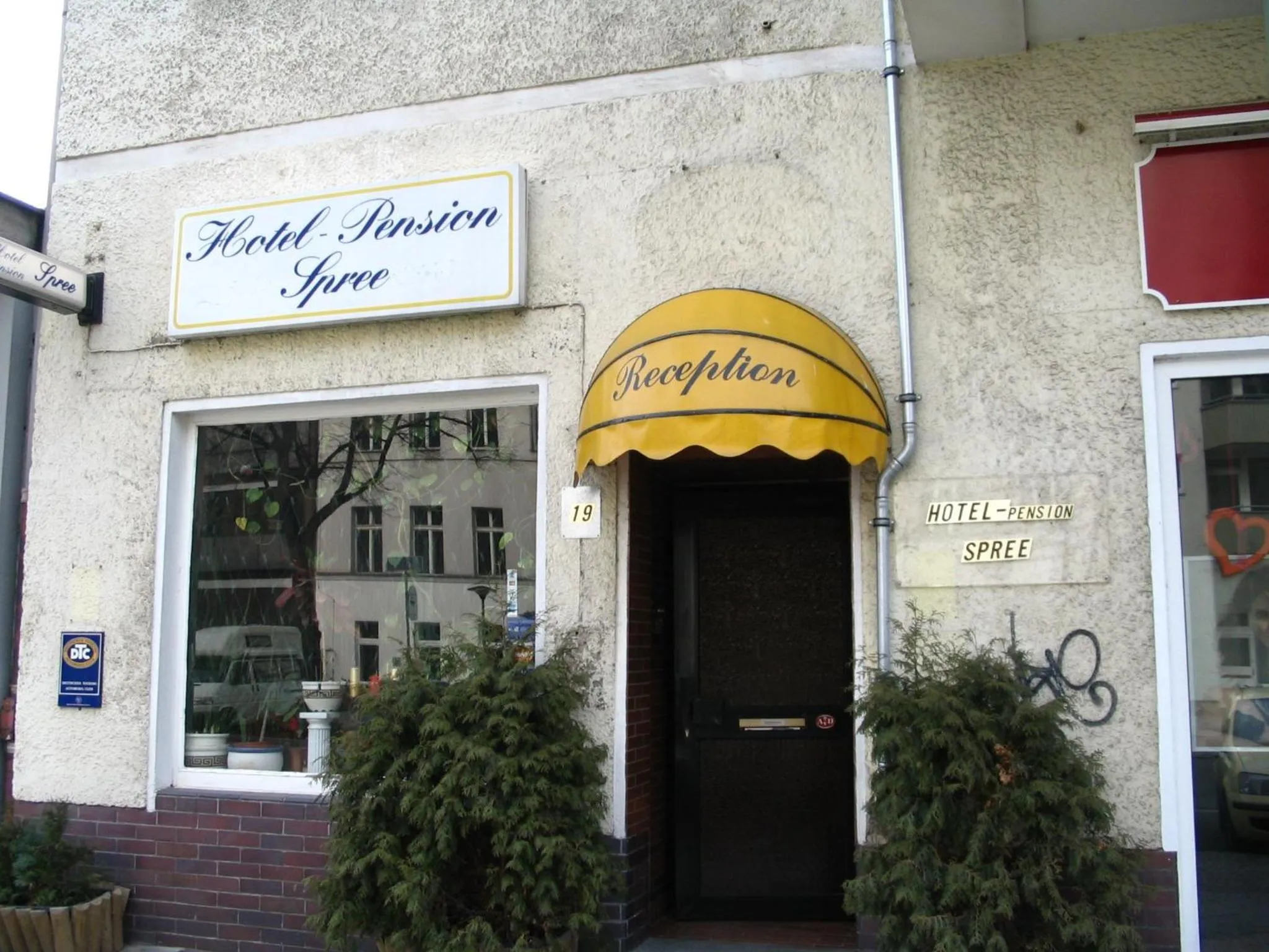 Facade/entrance in Hotel-Pension Spree