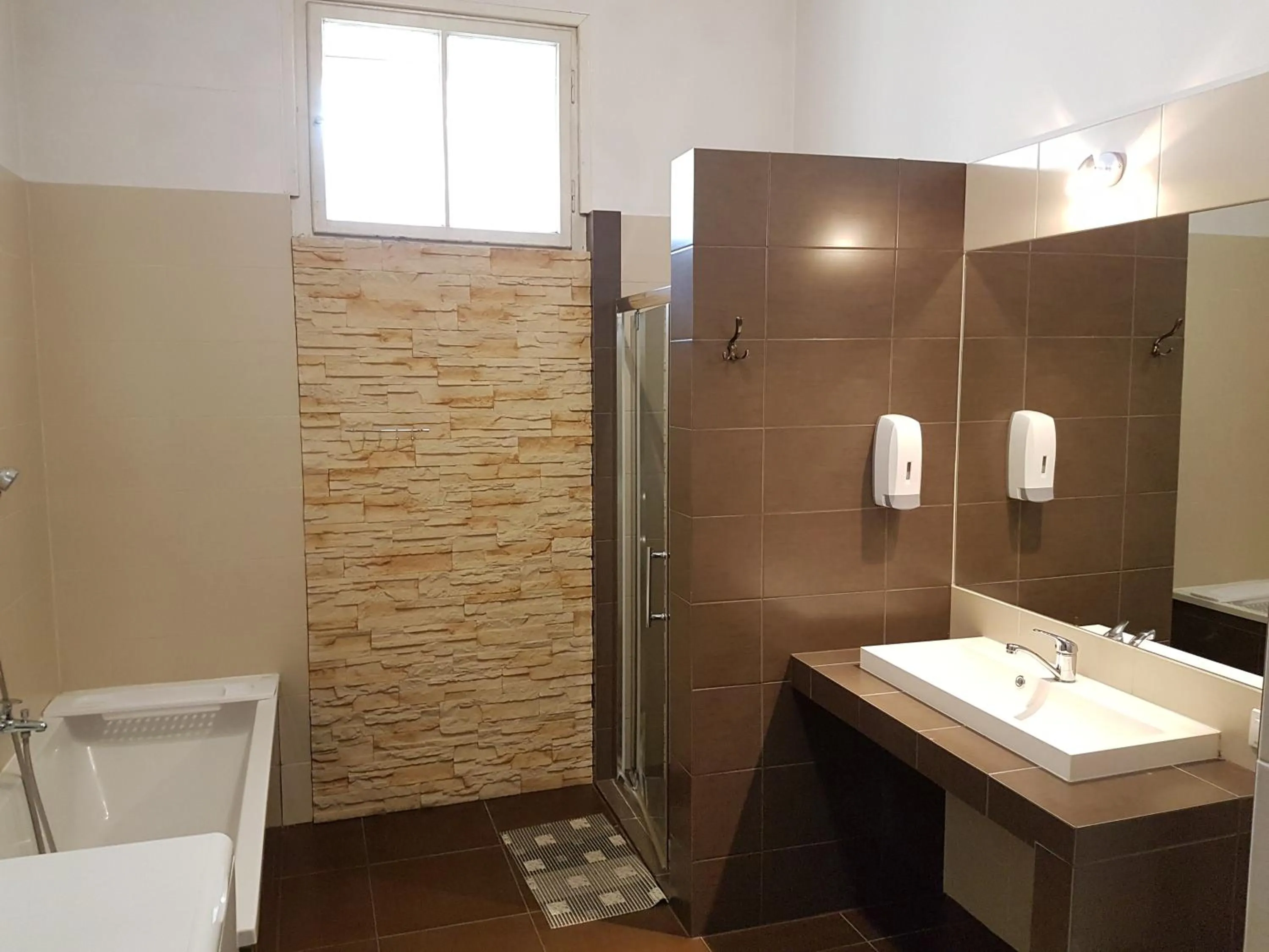 Shower in Dream Hostel & Apartments
