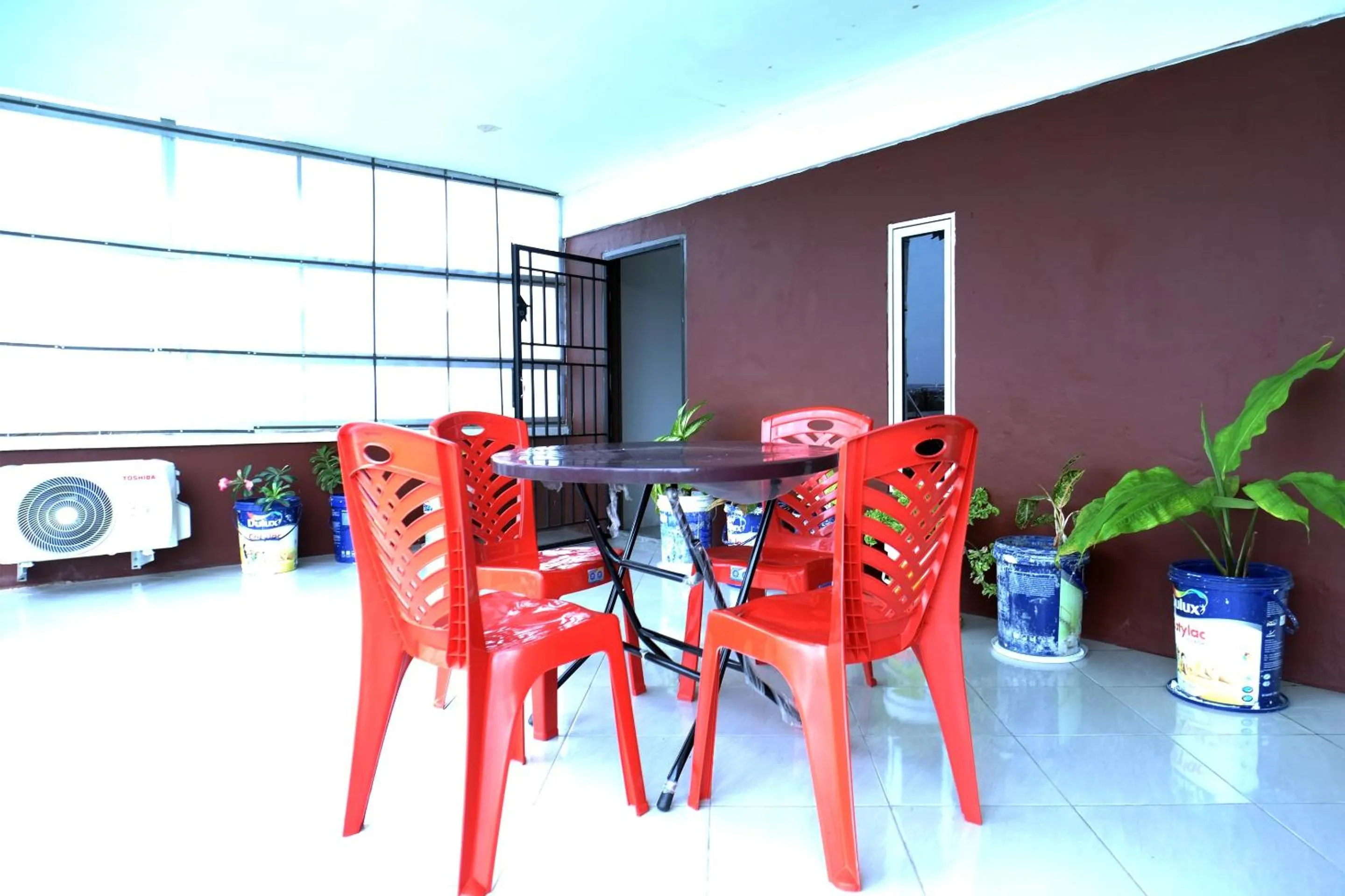 Lobby or reception in OYO Life 2507 Rooftop Homestay