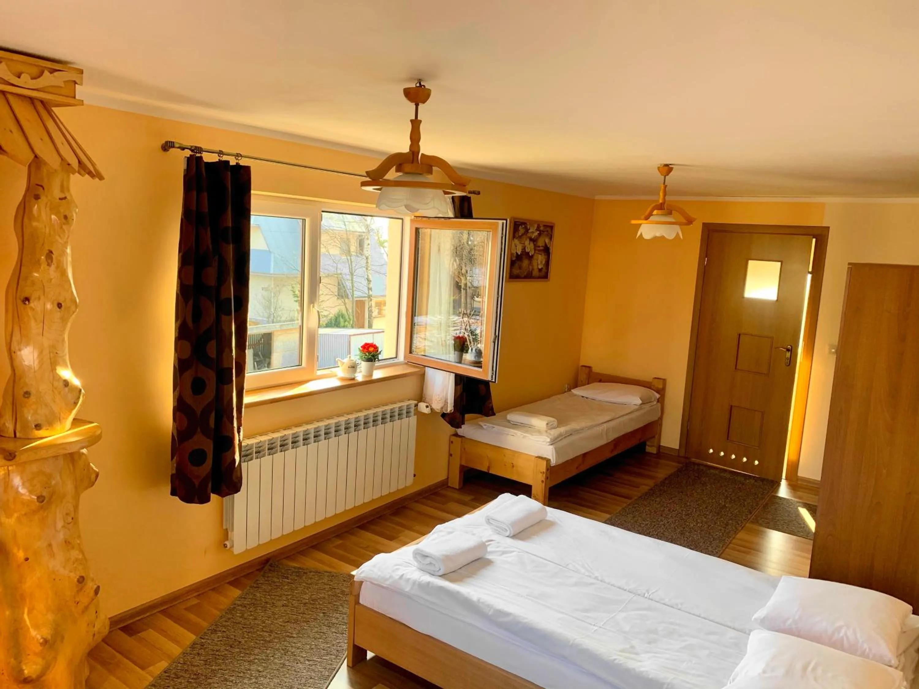 Photo of the whole room, Bed in Pensjonat u Bartka - Wyzywienie na miejscu