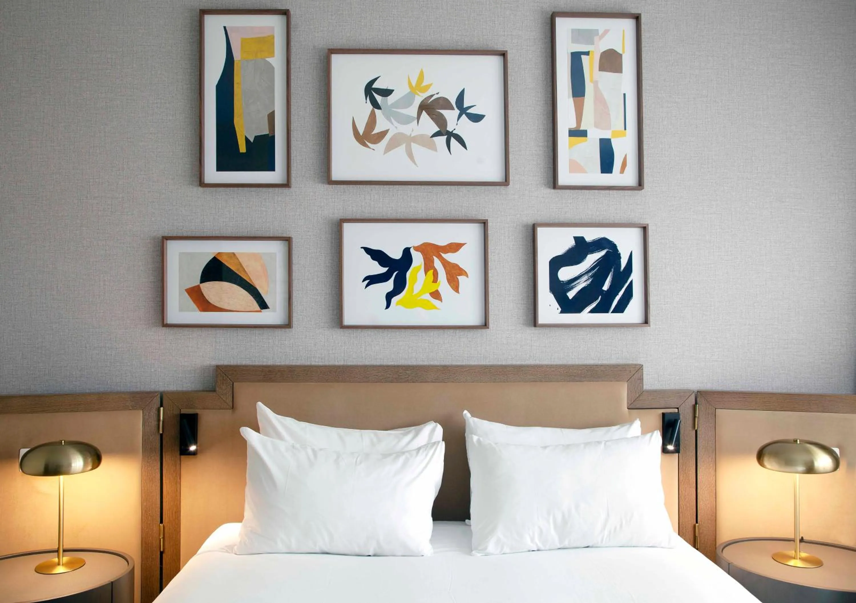 Bed in voco Madrid - Las Tablas by IHG