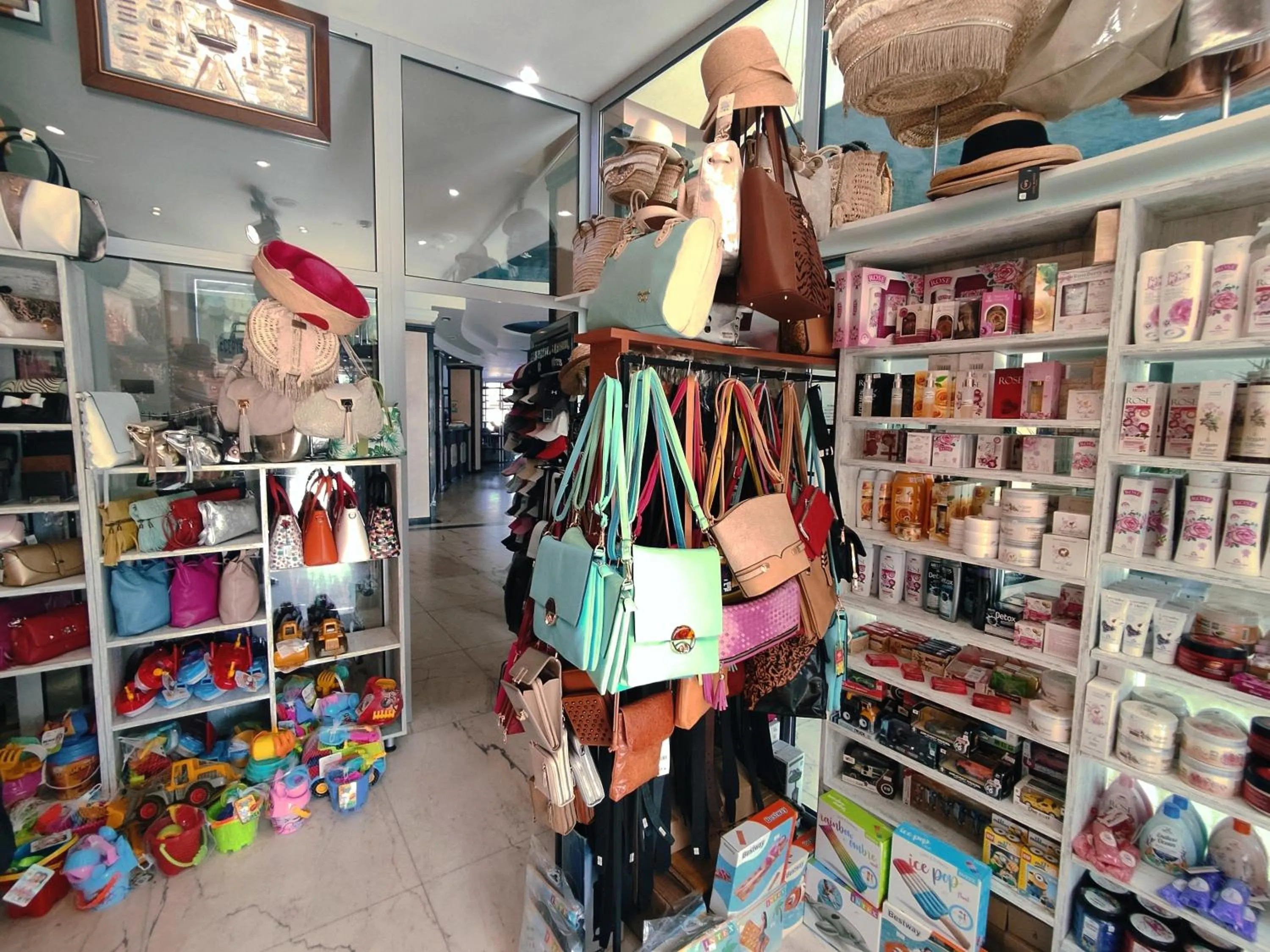 On-site shops in Moonlight Hotel - All Inclusive